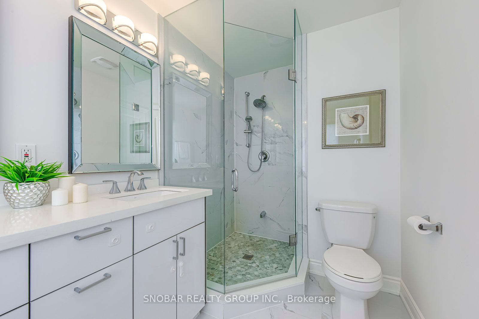 797 Oxford Street Property Photo 30