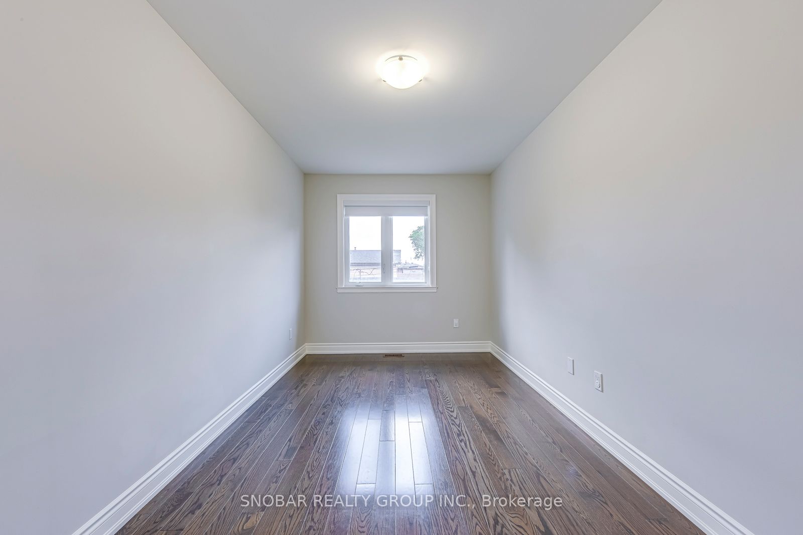 797 Oxford Street Property Photo 36