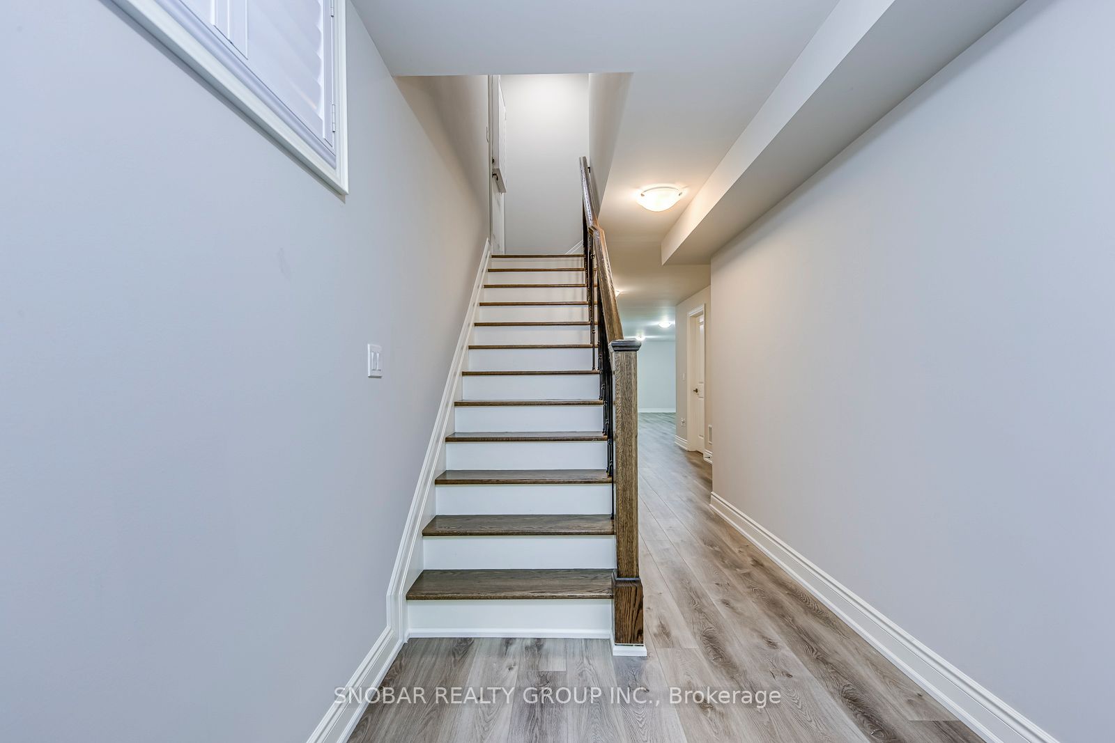797 Oxford Street Property Photo 42