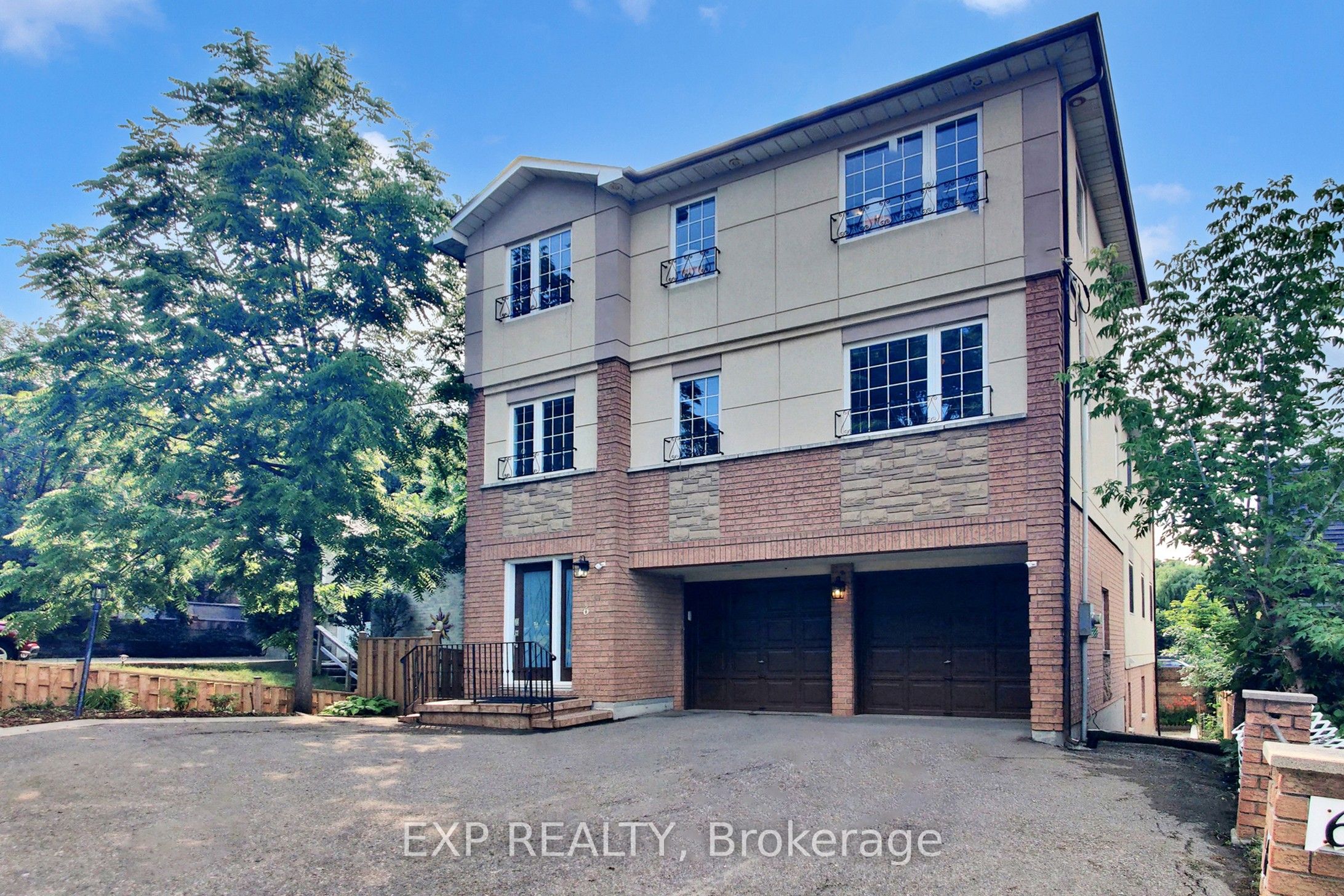6 English Street Property Photo 2