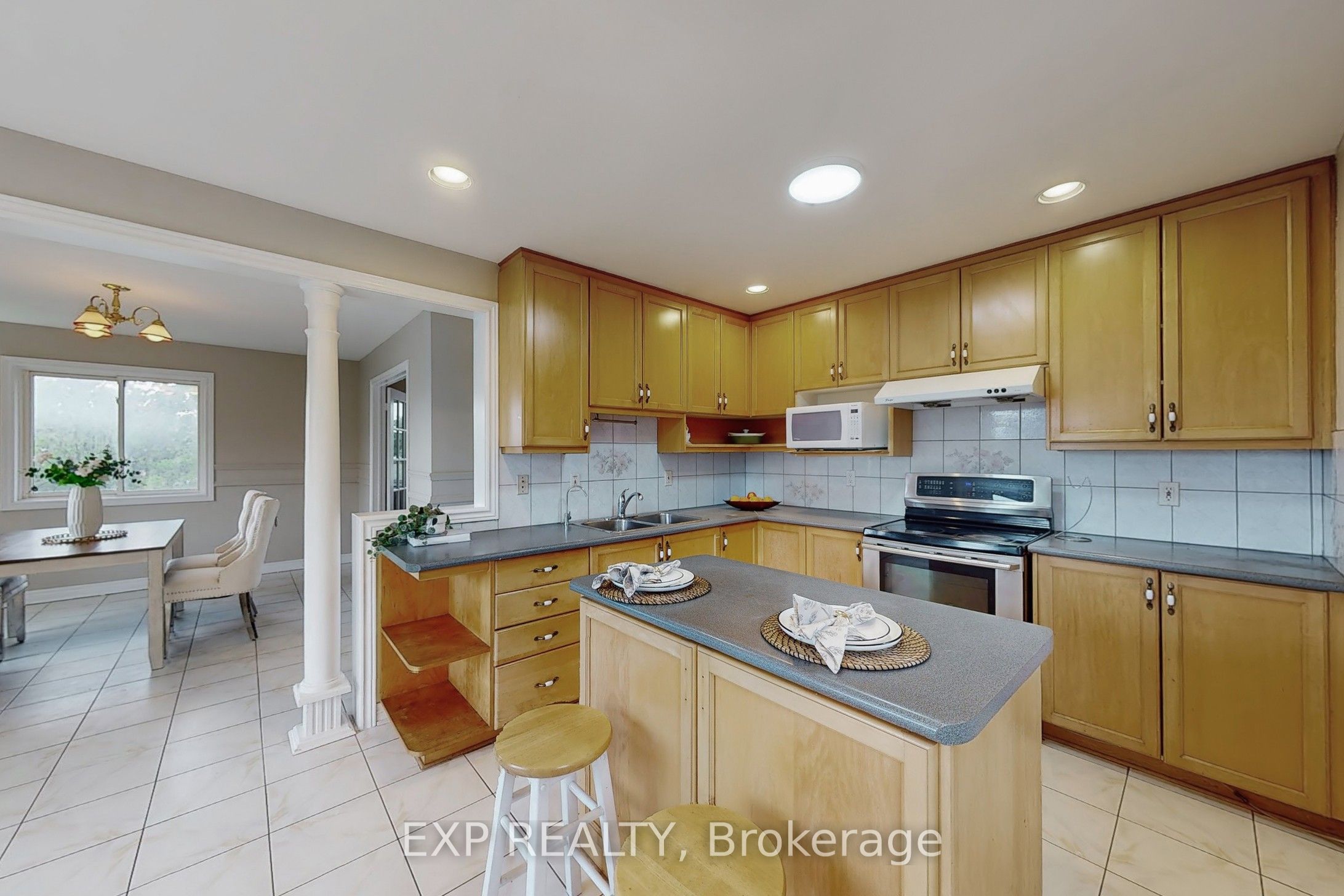 6 English Street Property Photo 11