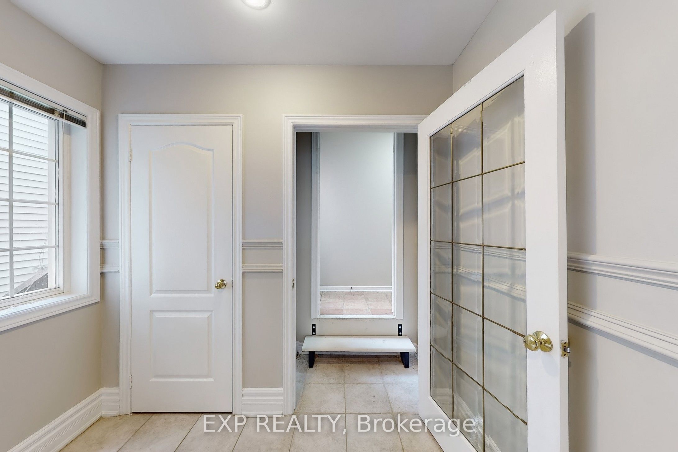 6 English Street Property Photo 27