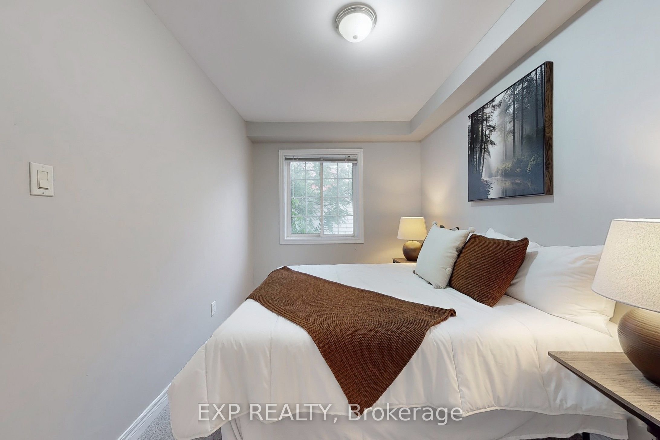 6 English Street Property Photo 29