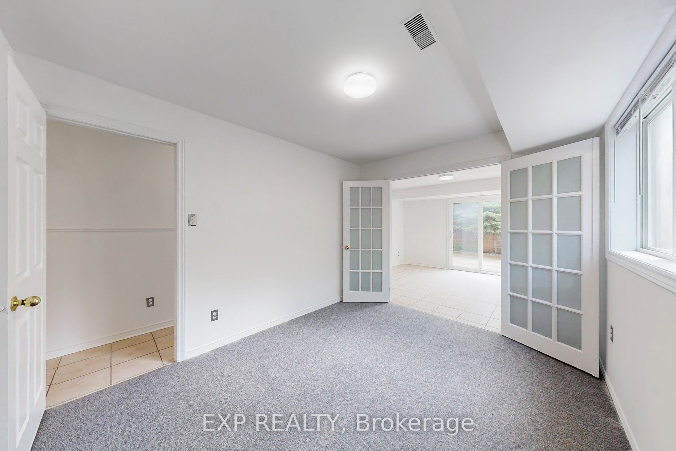 6 English Street Property Photo 40