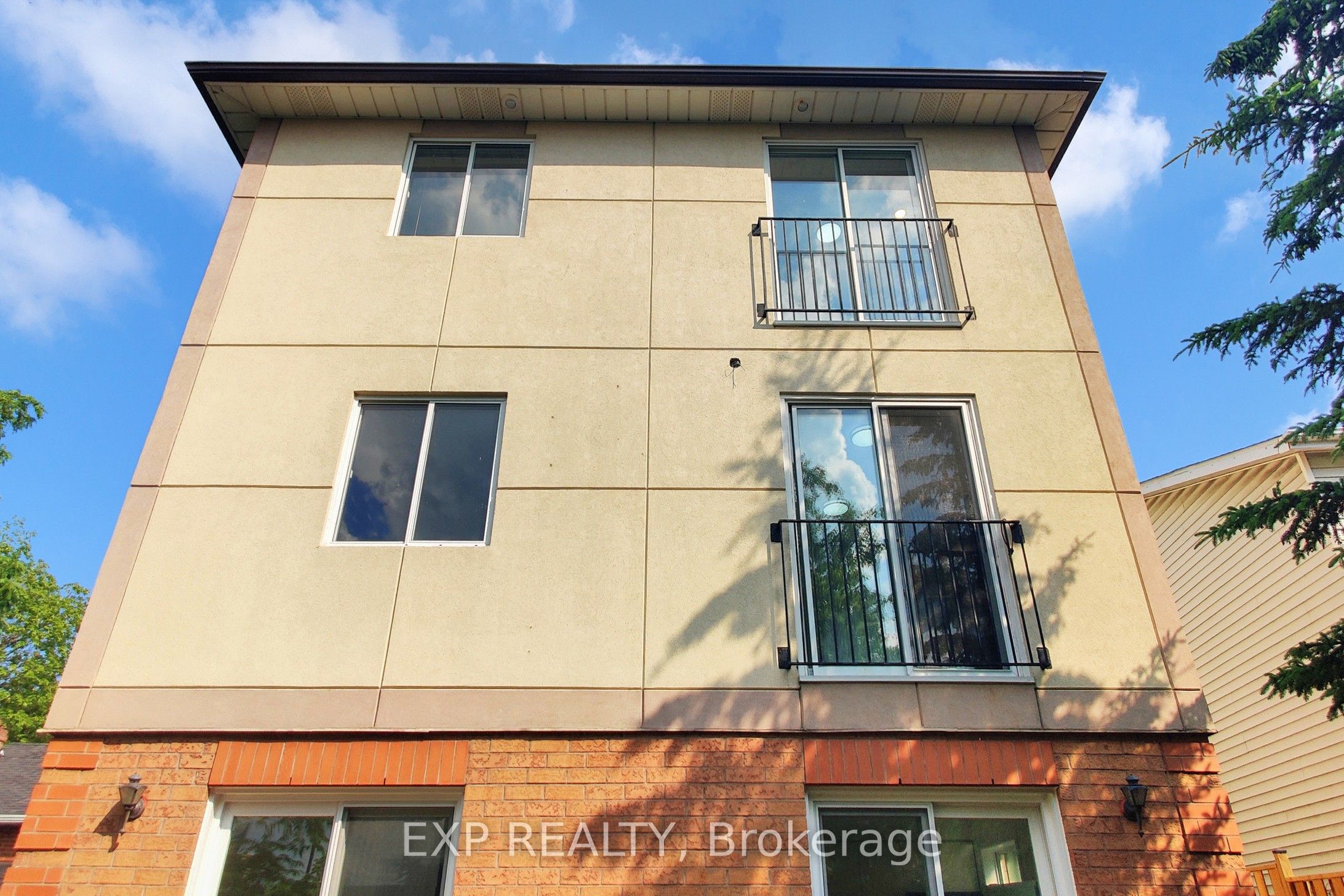 6 English Street Property Photo 47