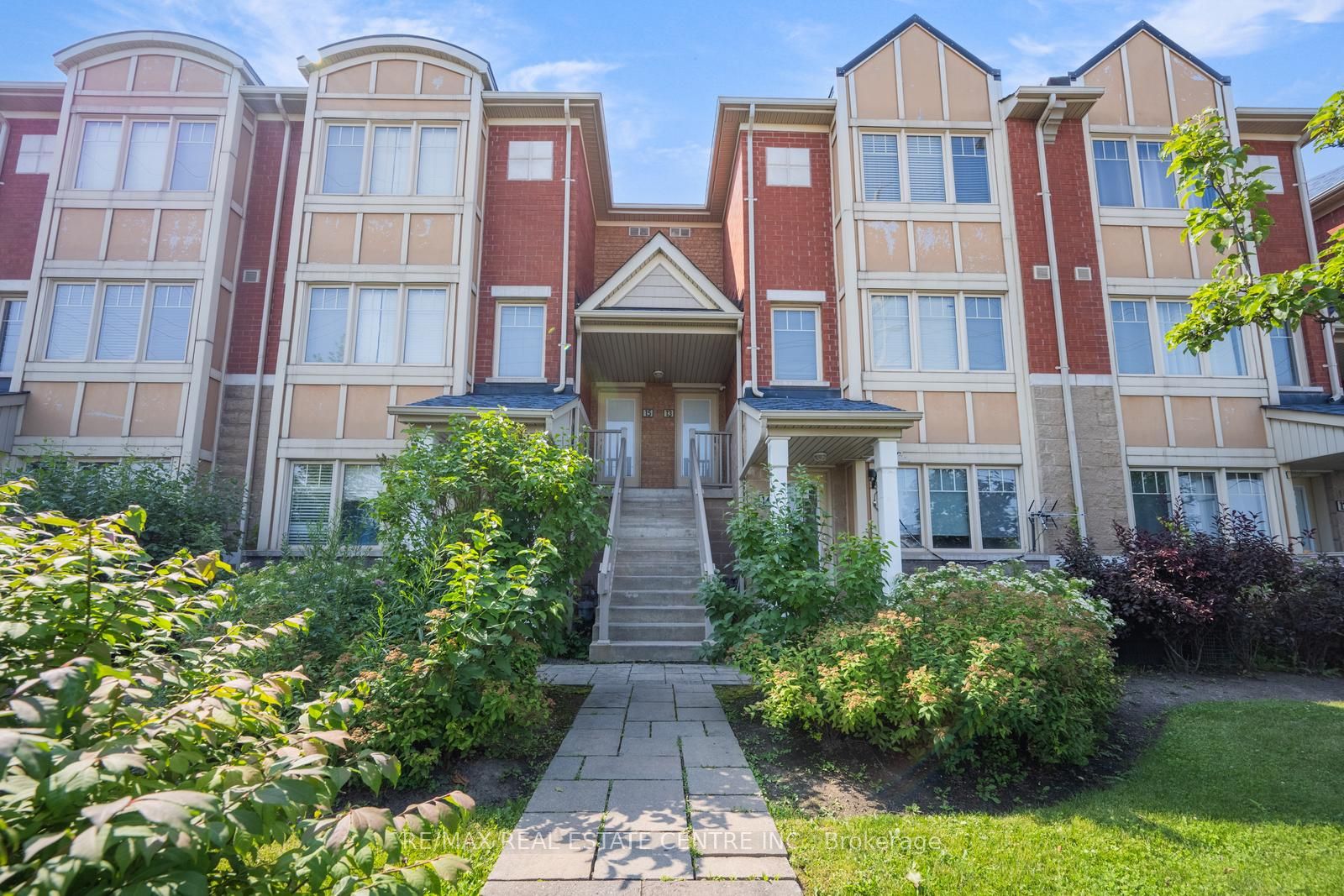 3975 Eglinton Avenue W 13 Property Photo 1