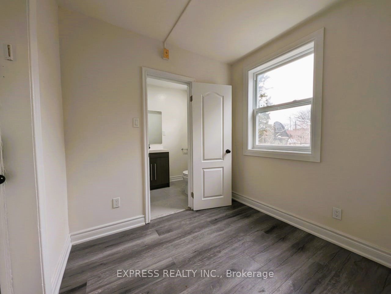 106 Lake Shore Drive 4 Property Photo 5
