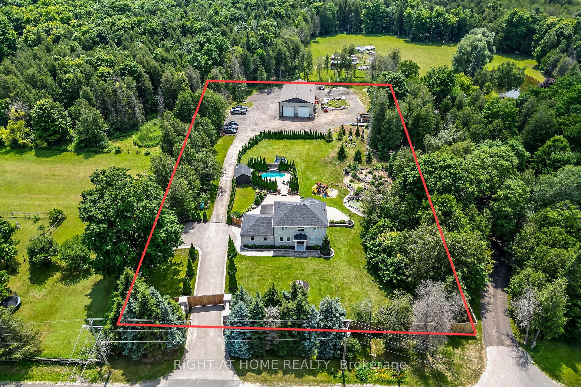 13640 Guelph Line Property Photo 4