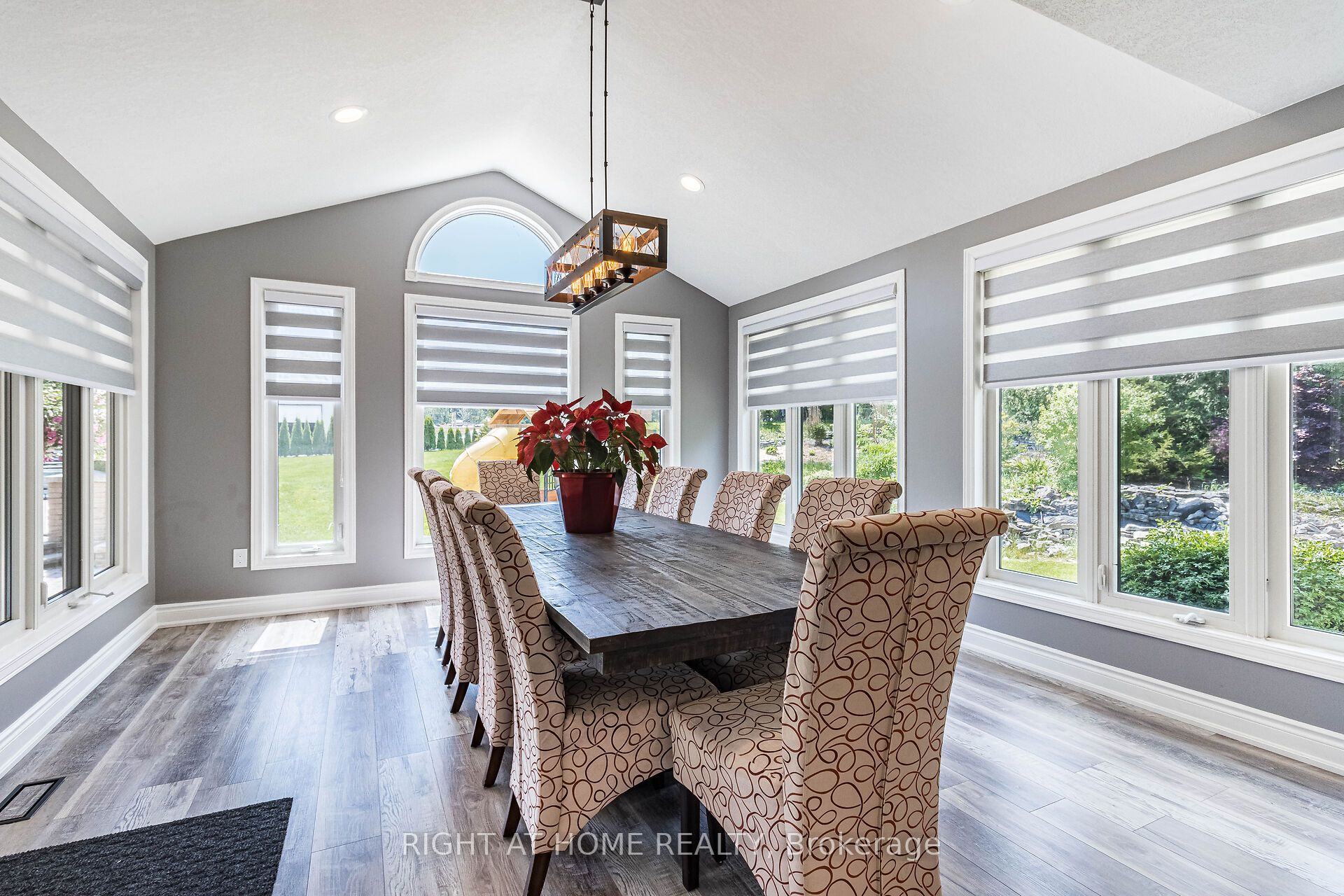 13640 Guelph Line Property Photo 16