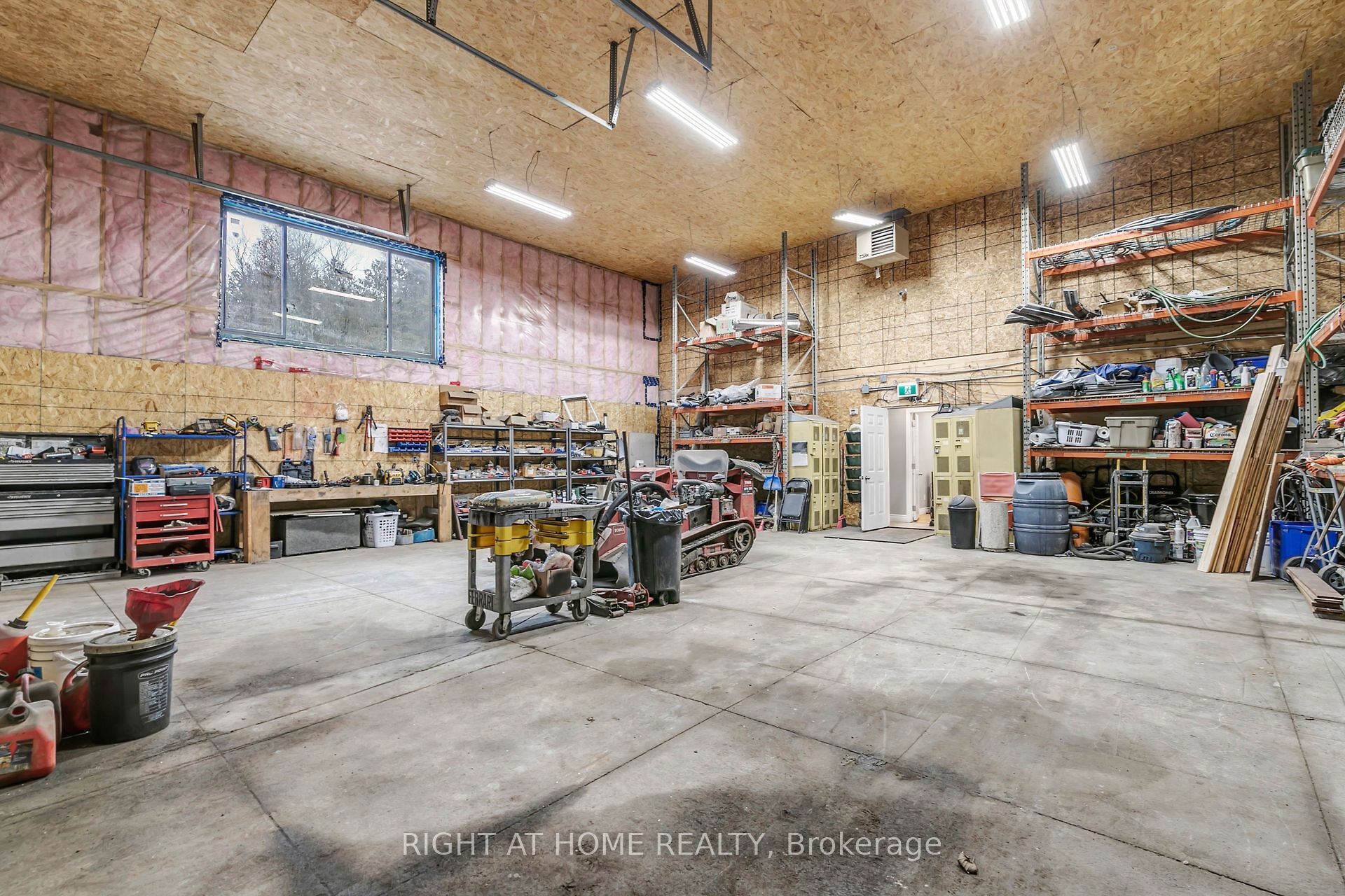 13640 Guelph Line Property Photo 40