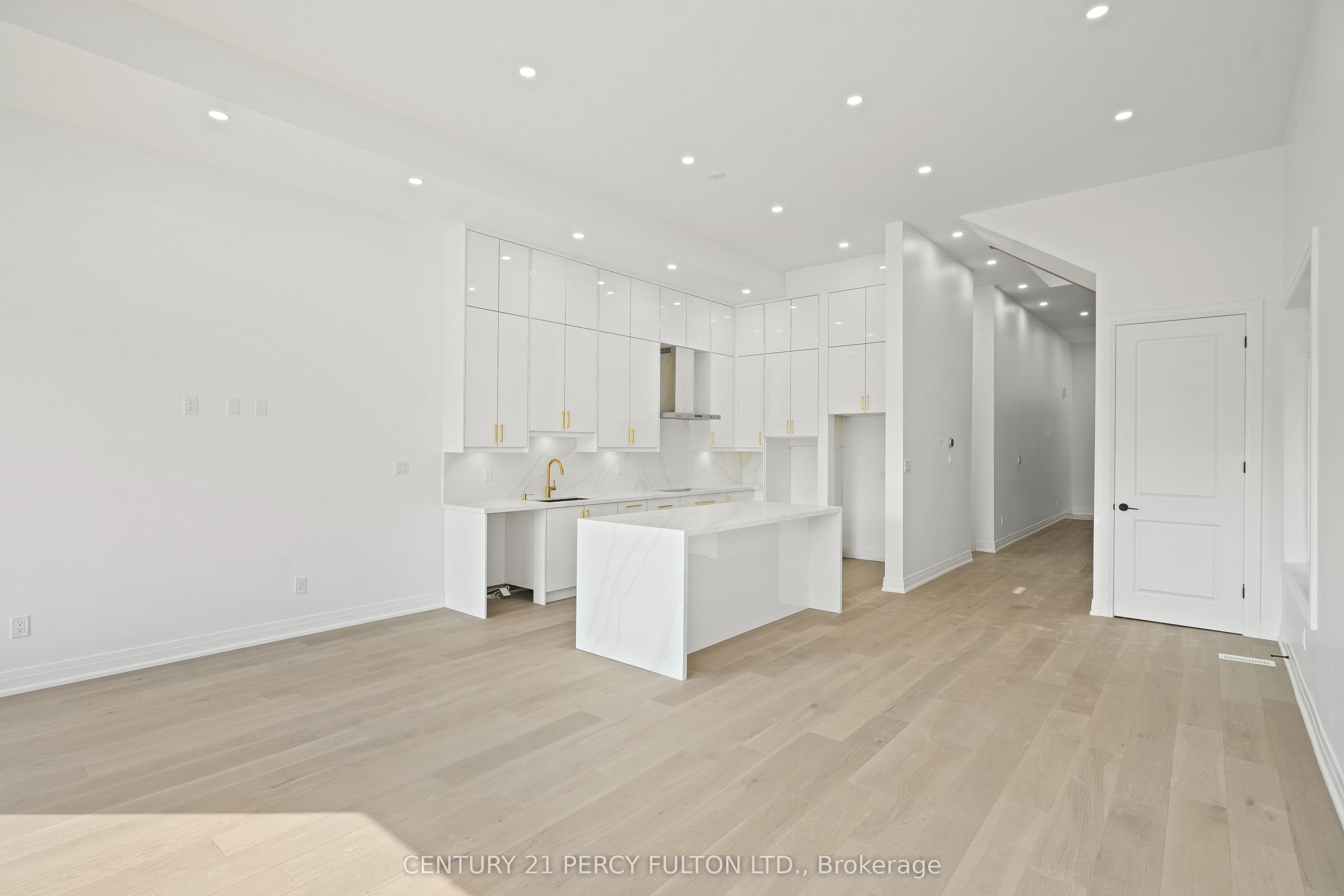 6618 Harmony Hill Property Photo 4
