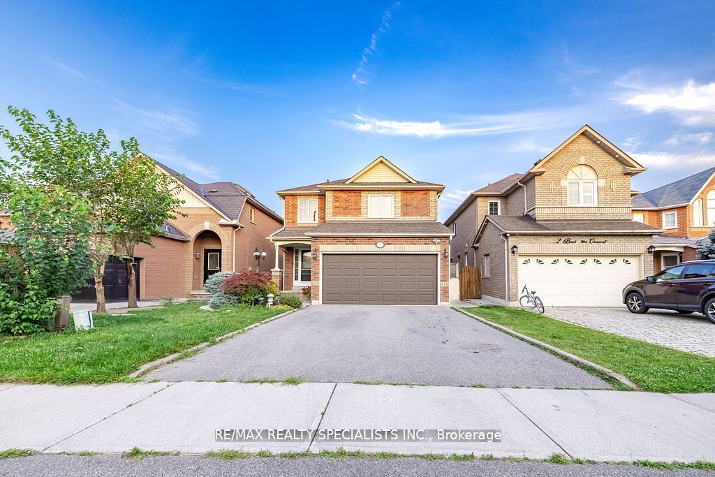 10 Banington Crescent Property Photo 1