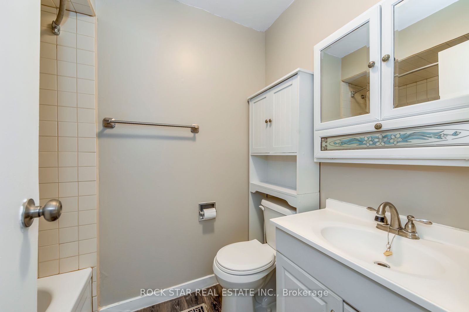 5 Moregate Crescent 69 Property Photo 31