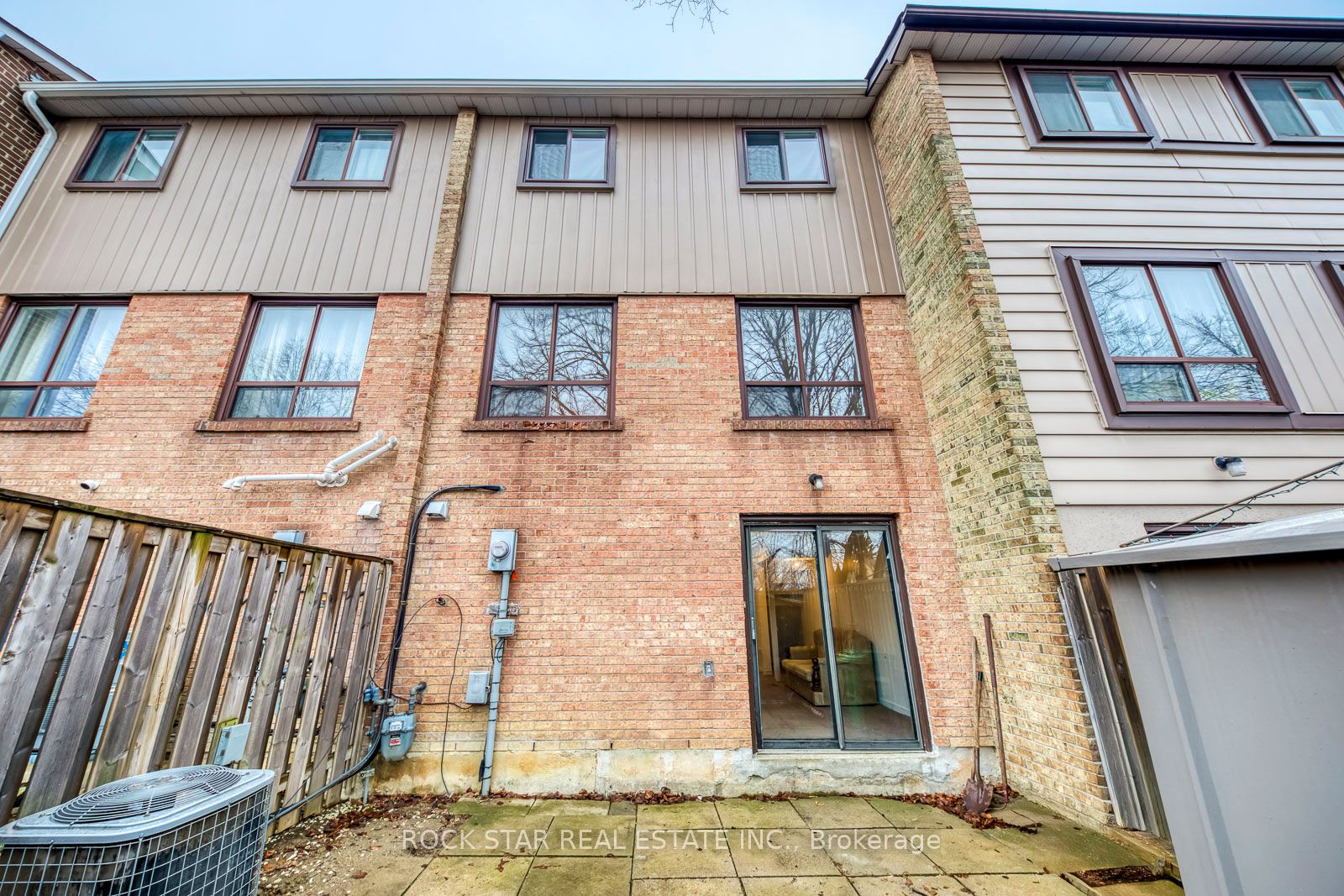 5 Moregate Crescent 69 Property Photo 35