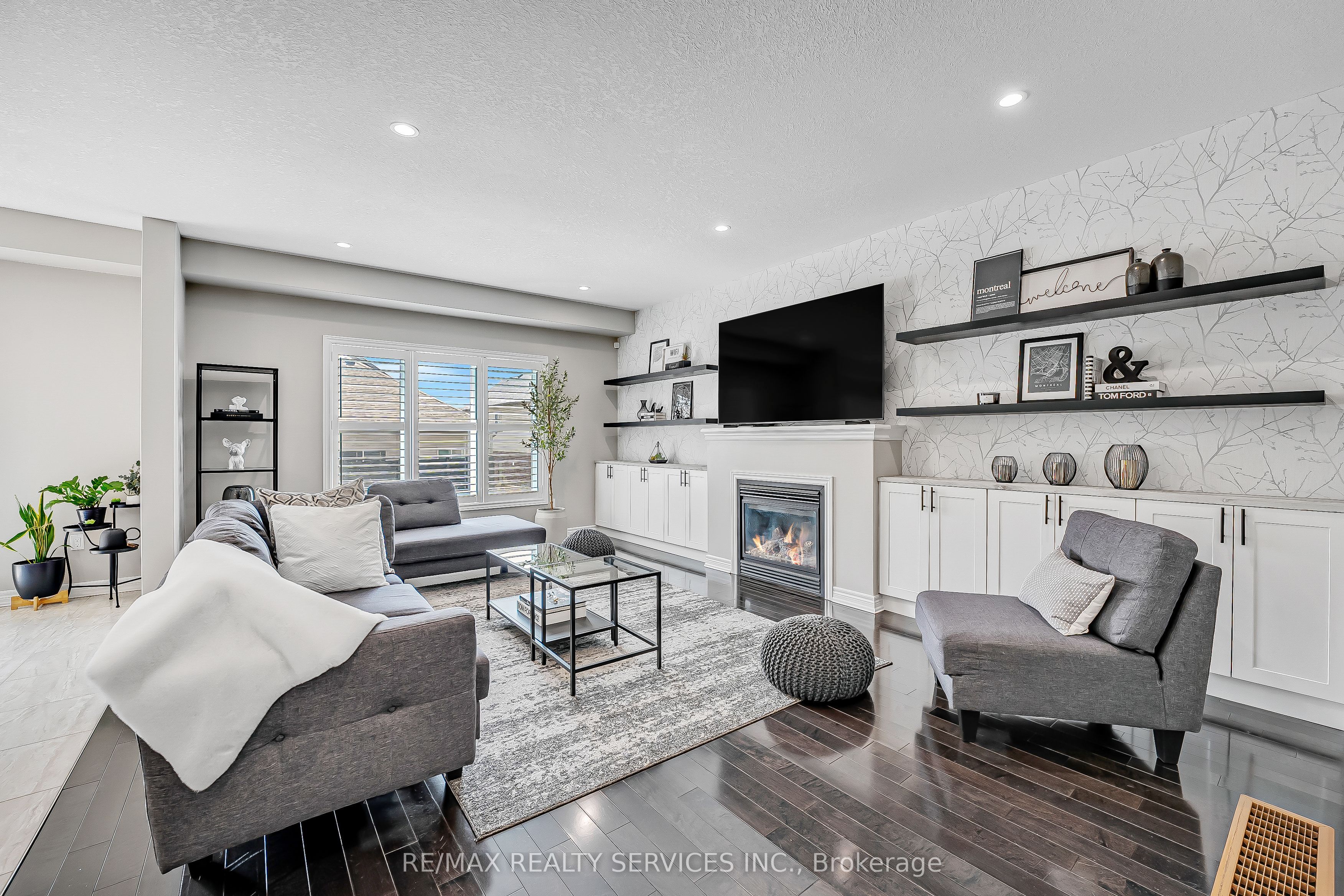 26 Wardlaw Avenue Property Photo 11