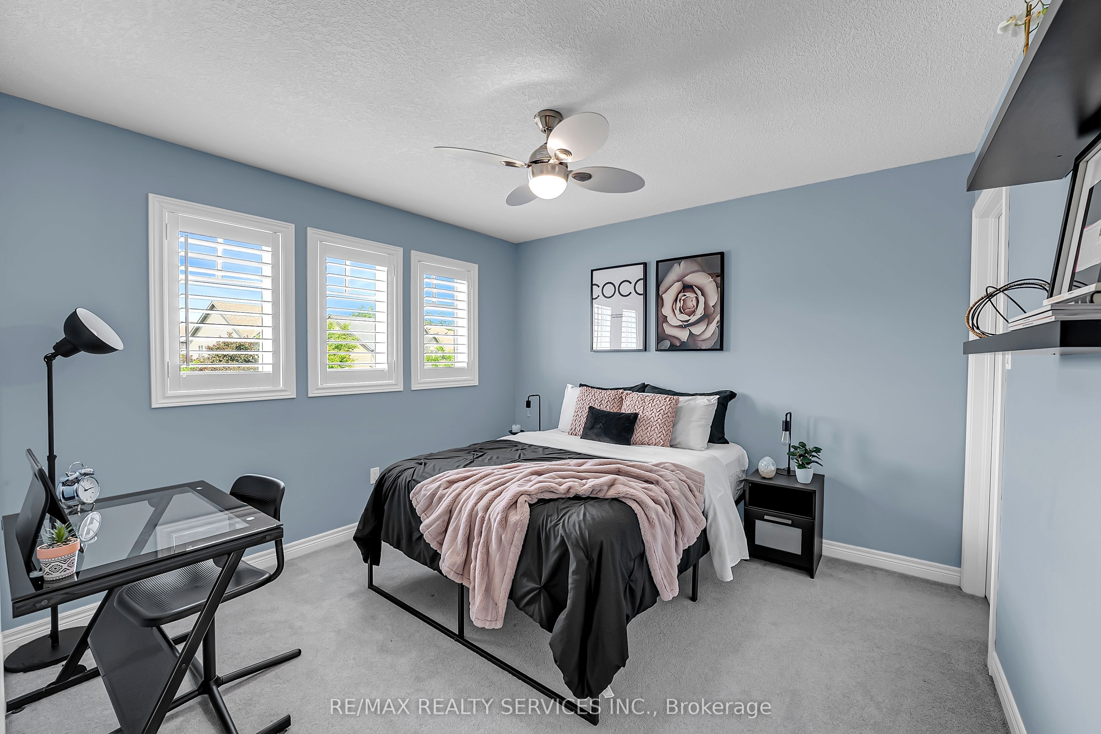 26 Wardlaw Avenue Property Photo 24