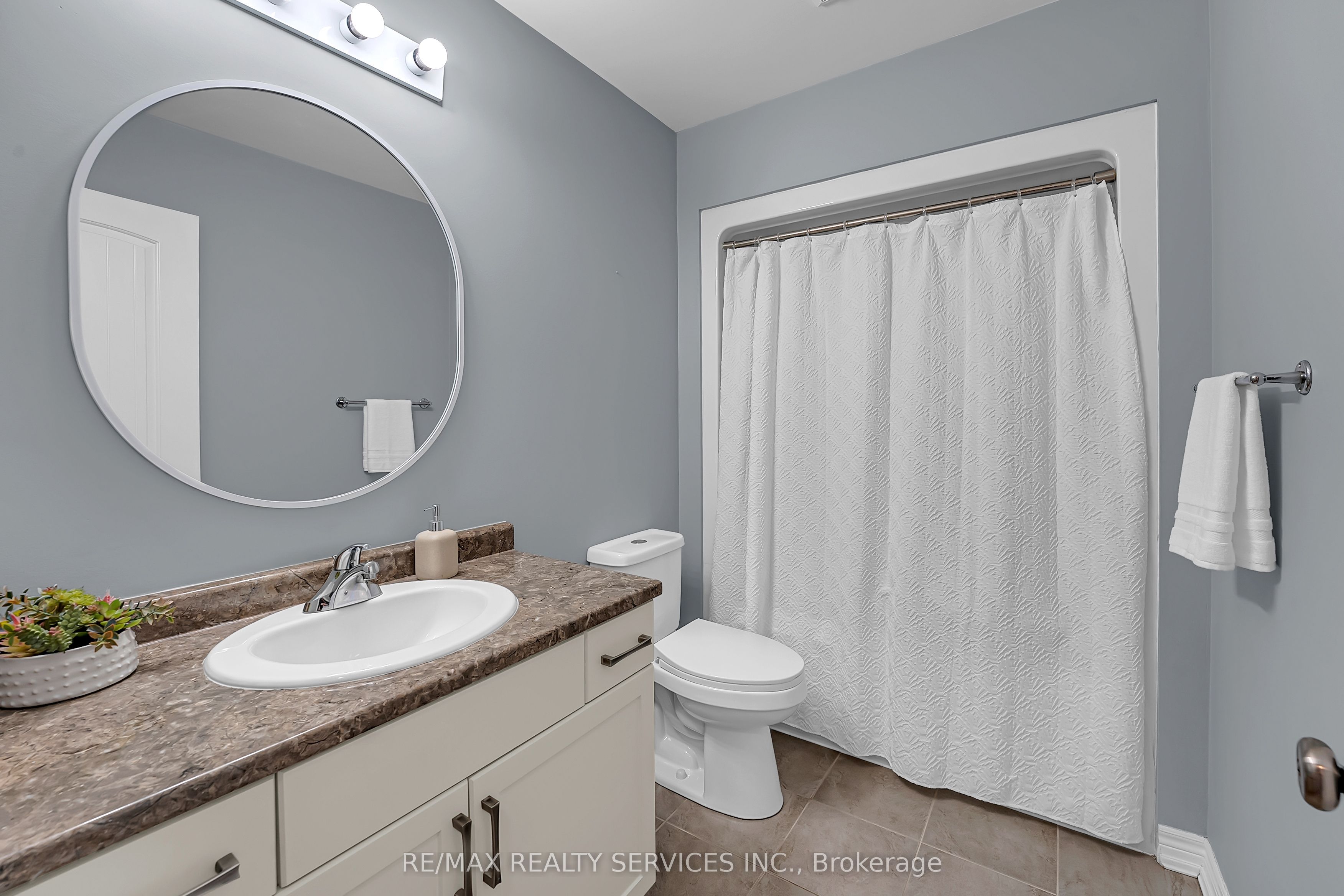 26 Wardlaw Avenue Property Photo 28