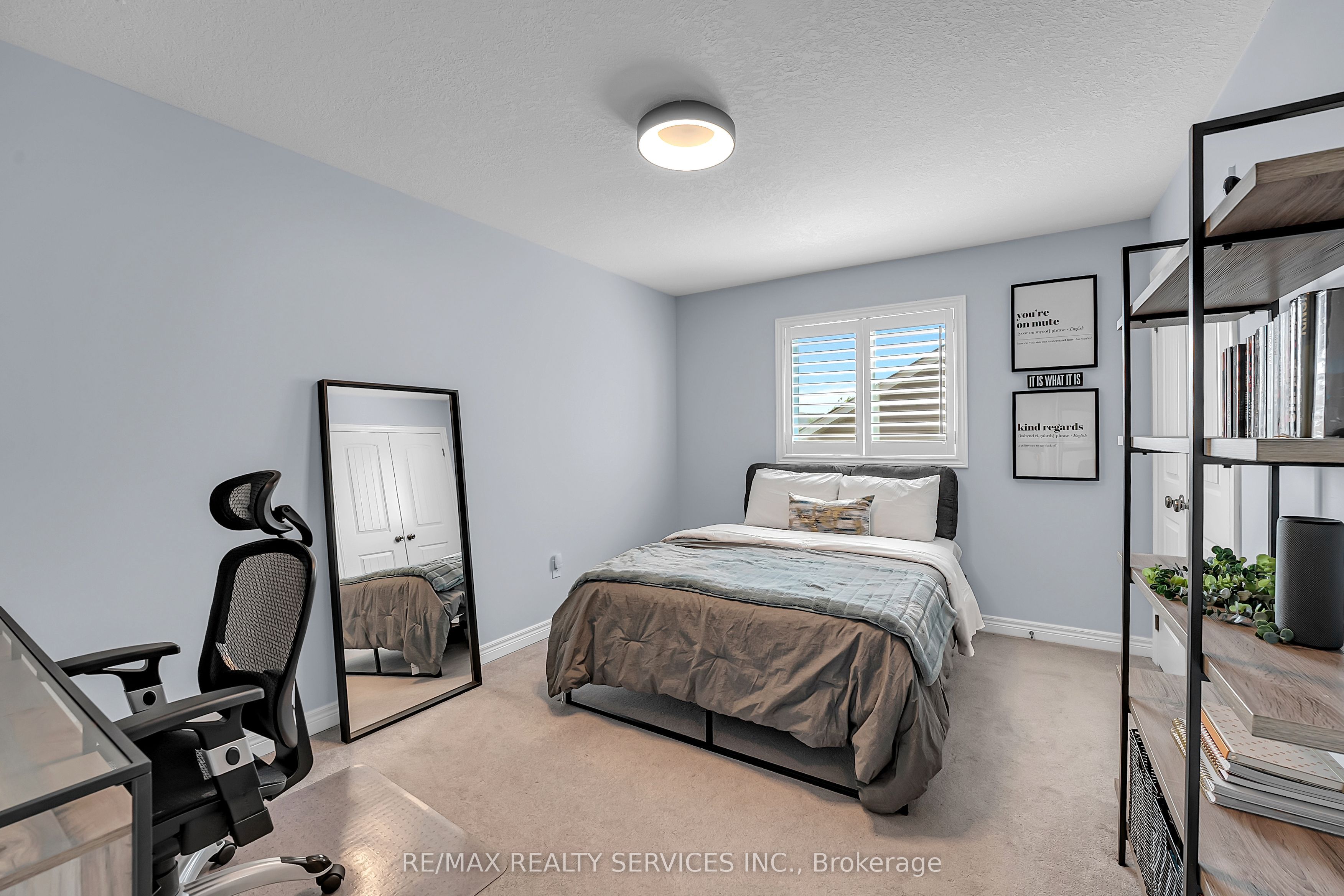 26 Wardlaw Avenue Property Photo 29