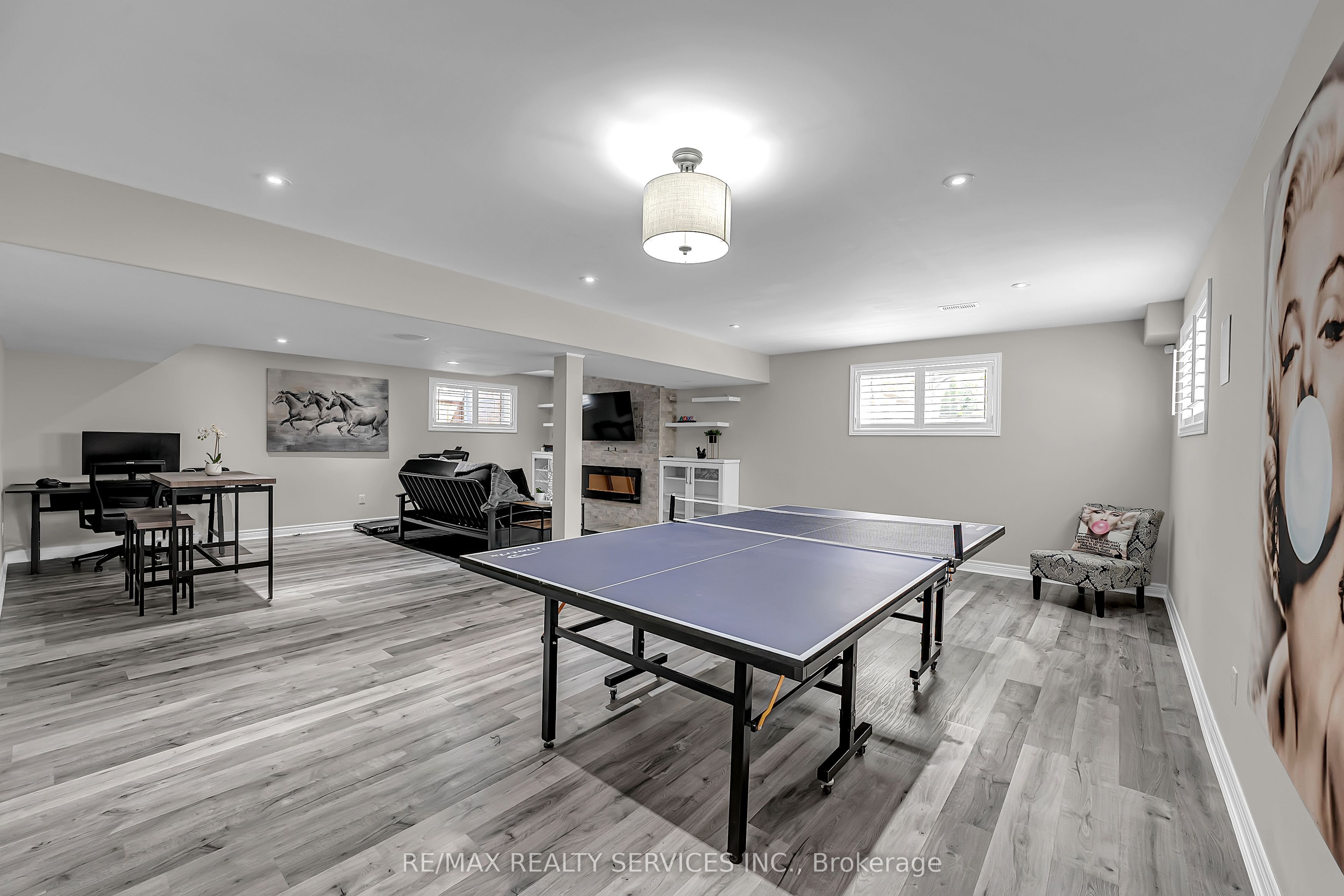 26 Wardlaw Avenue Property Photo 38