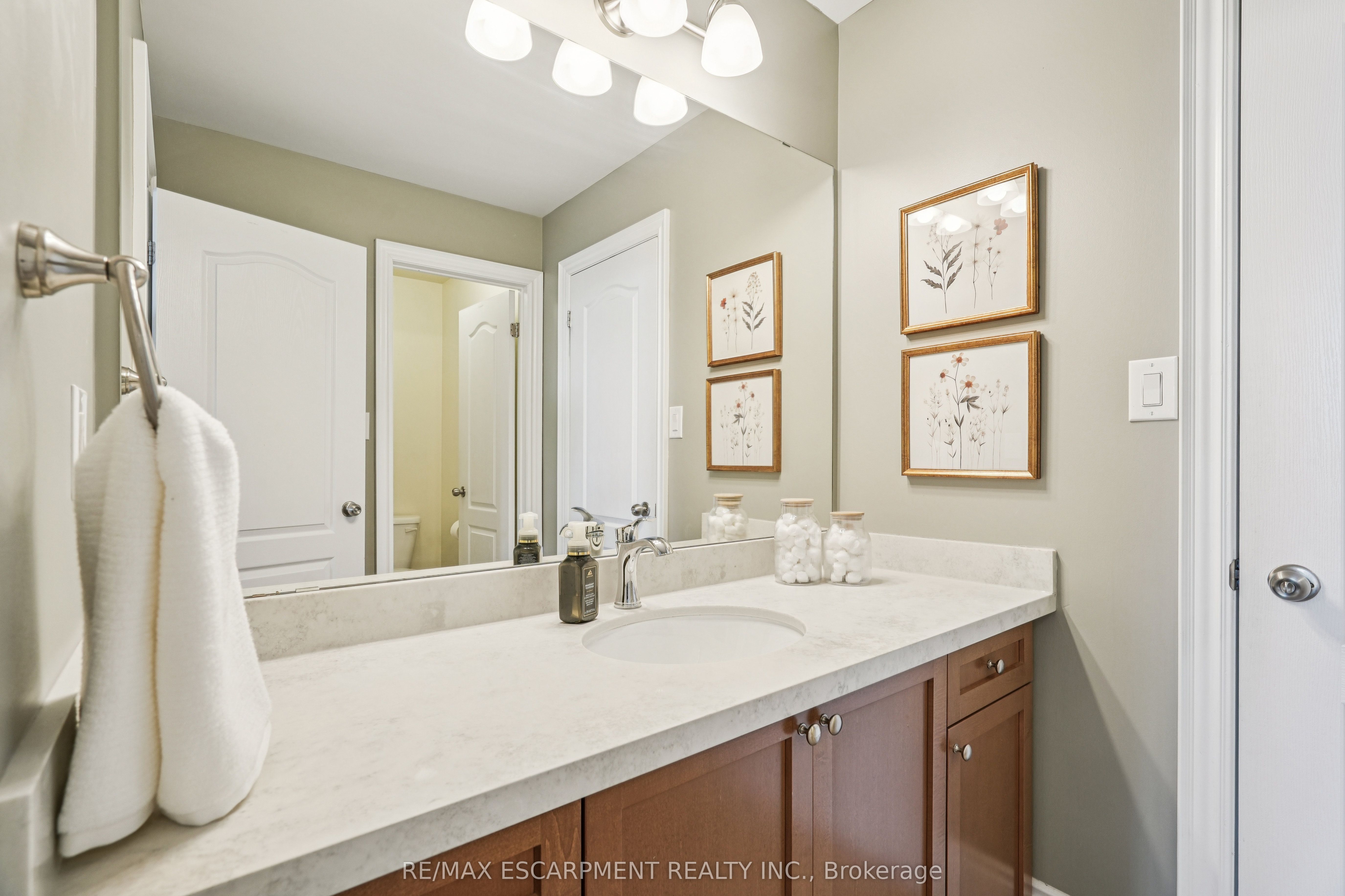 67 Ballantine Drive Property Photo 26