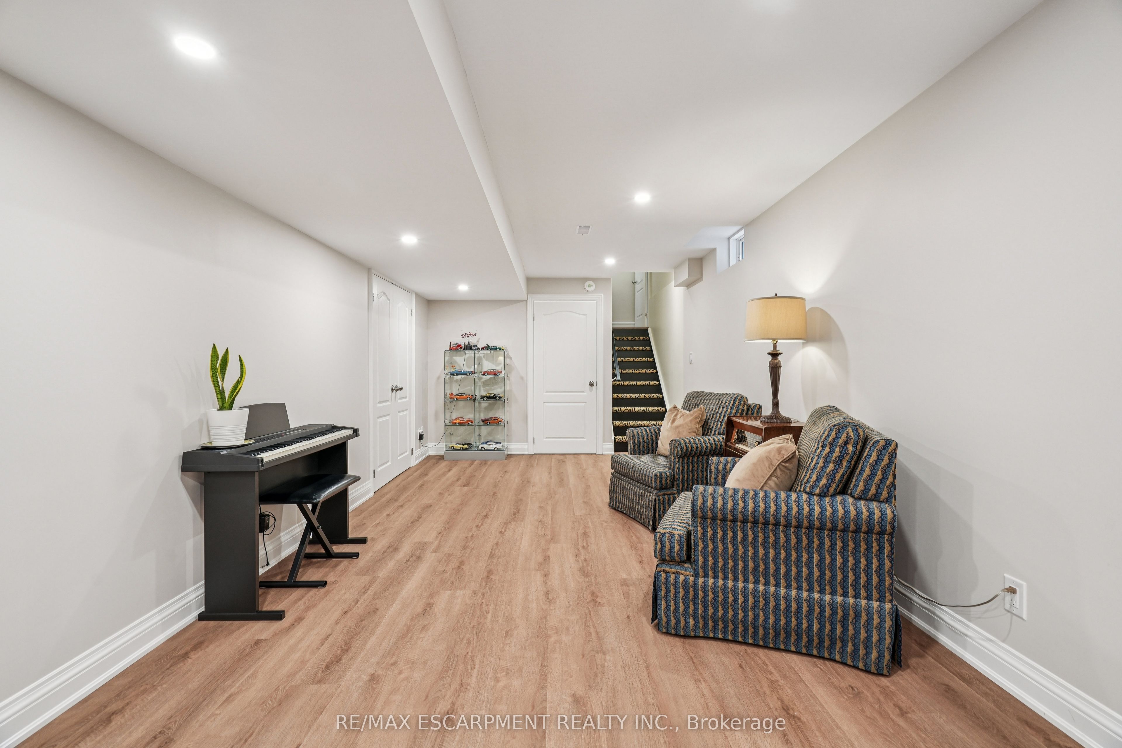 67 Ballantine Drive Property Photo 30