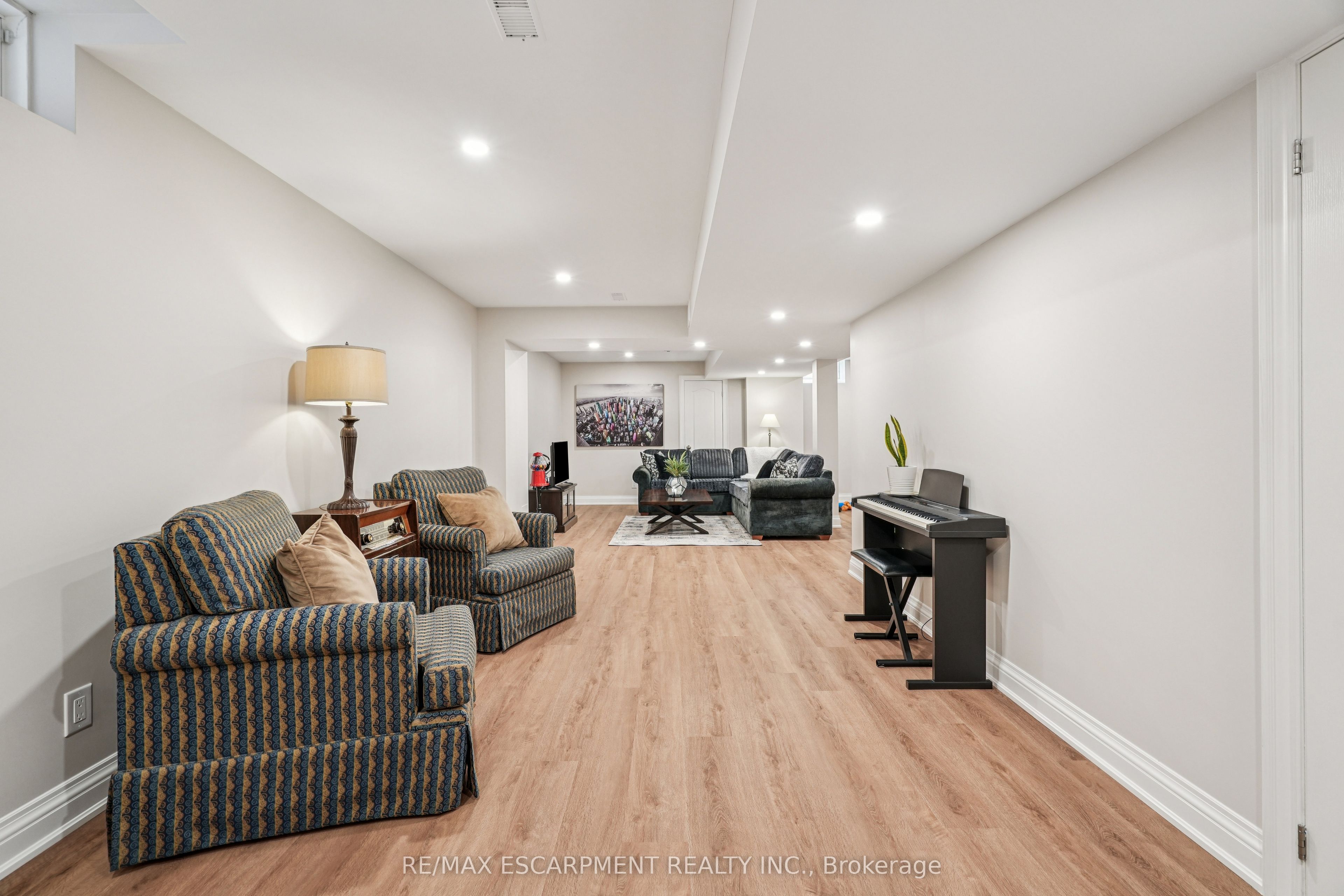 67 Ballantine Drive Property Photo 31