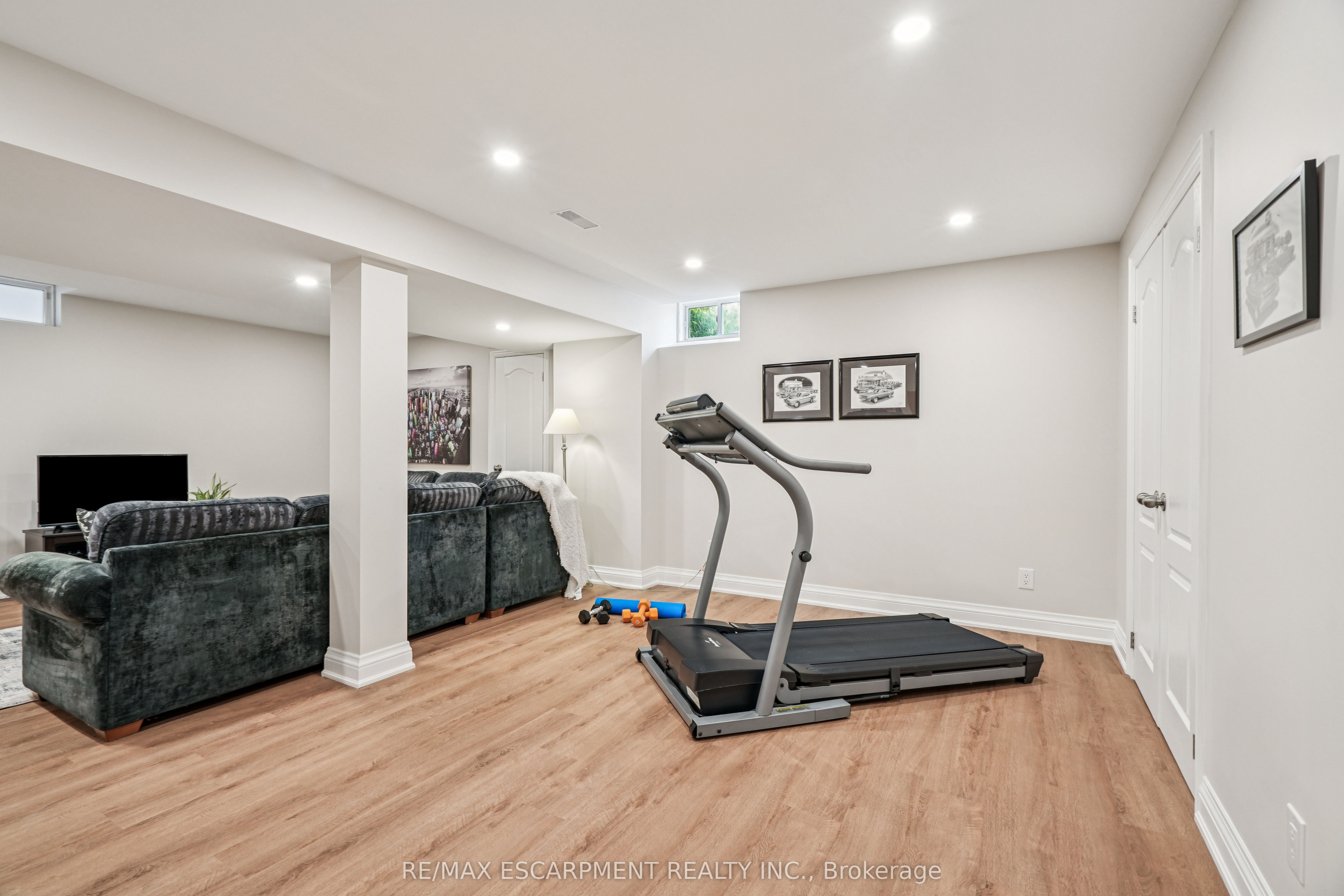 67 Ballantine Drive Property Photo 34