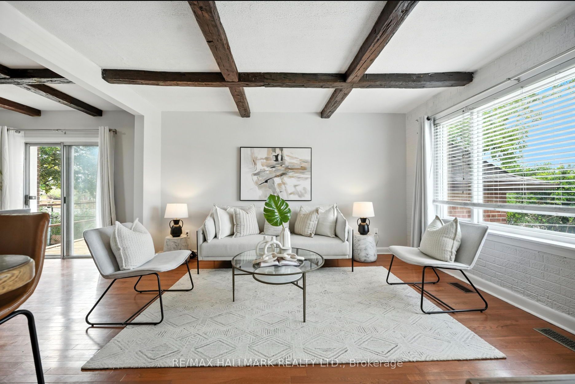 2975 Weston Road Property Photo 3