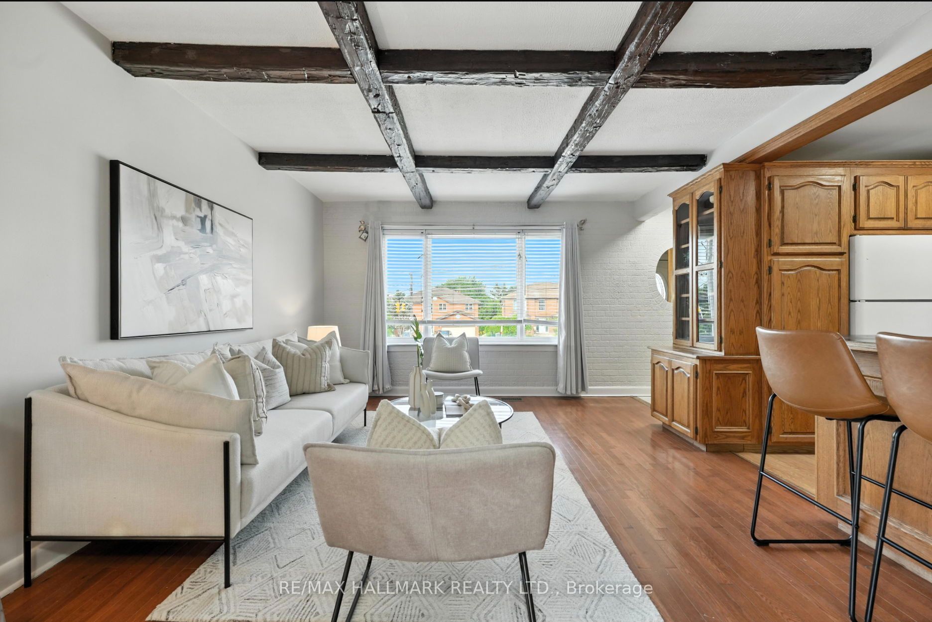 2975 Weston Road Property Photo 4