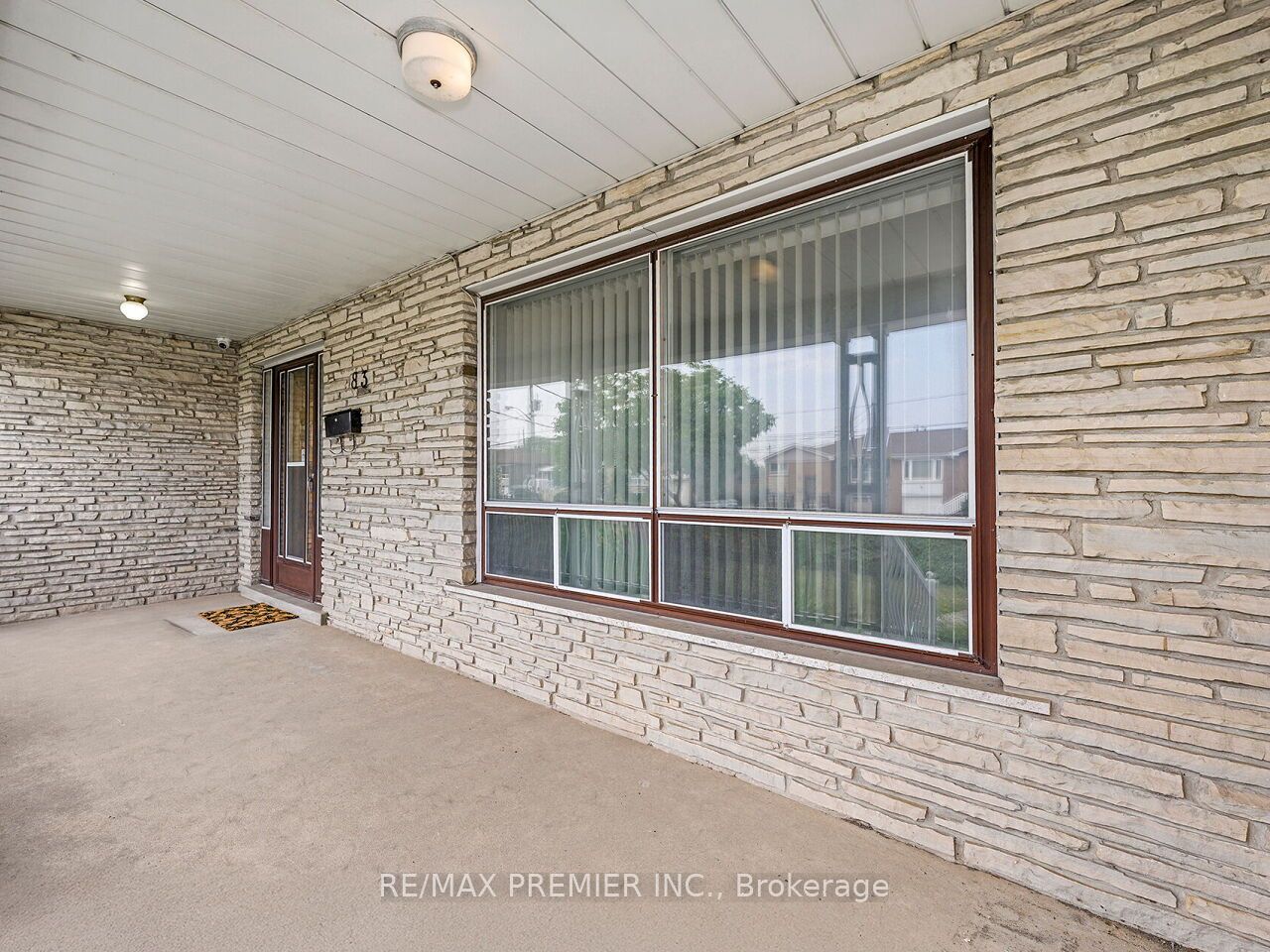 83 Spenvalley Drive Property Photo 4