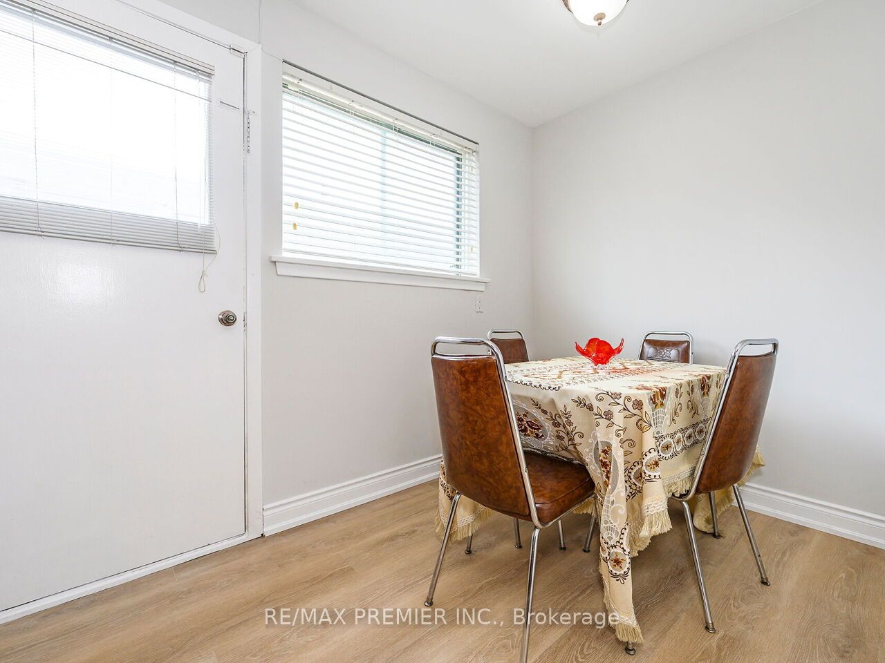 83 Spenvalley Drive Property Photo 12