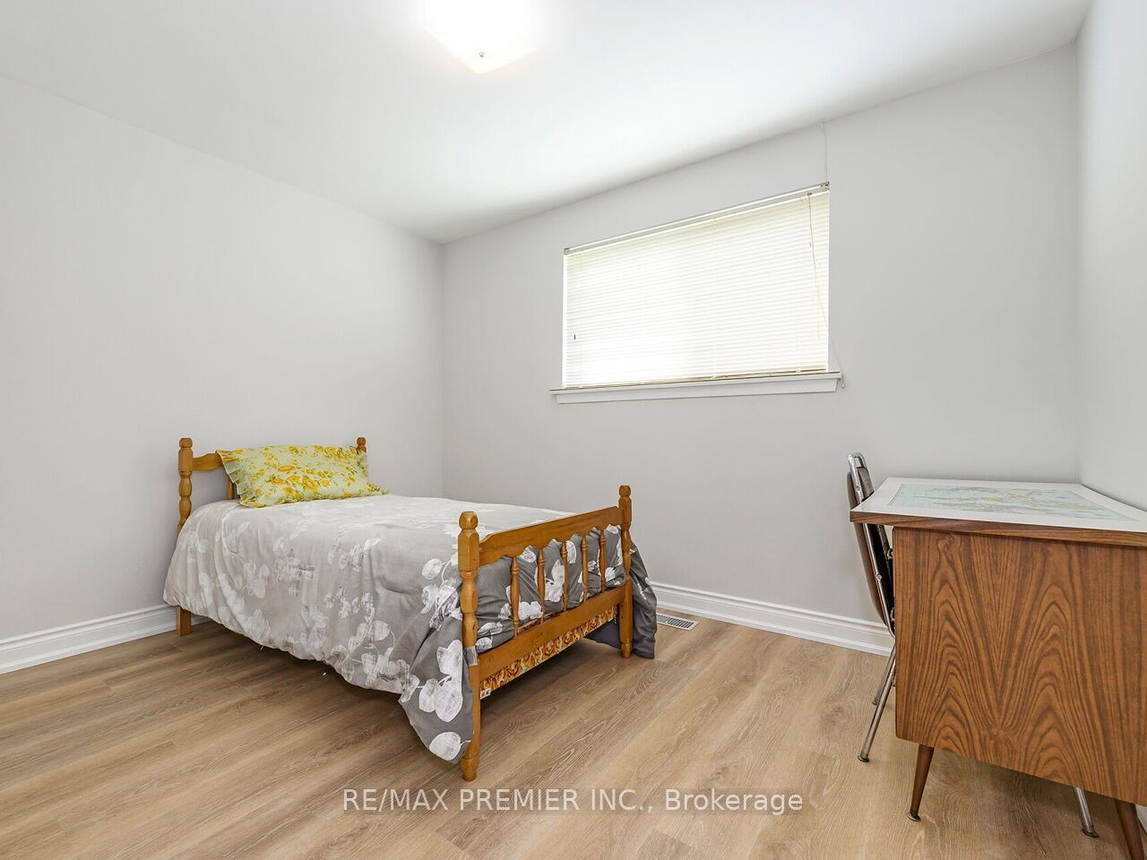 83 Spenvalley Drive Property Photo 21