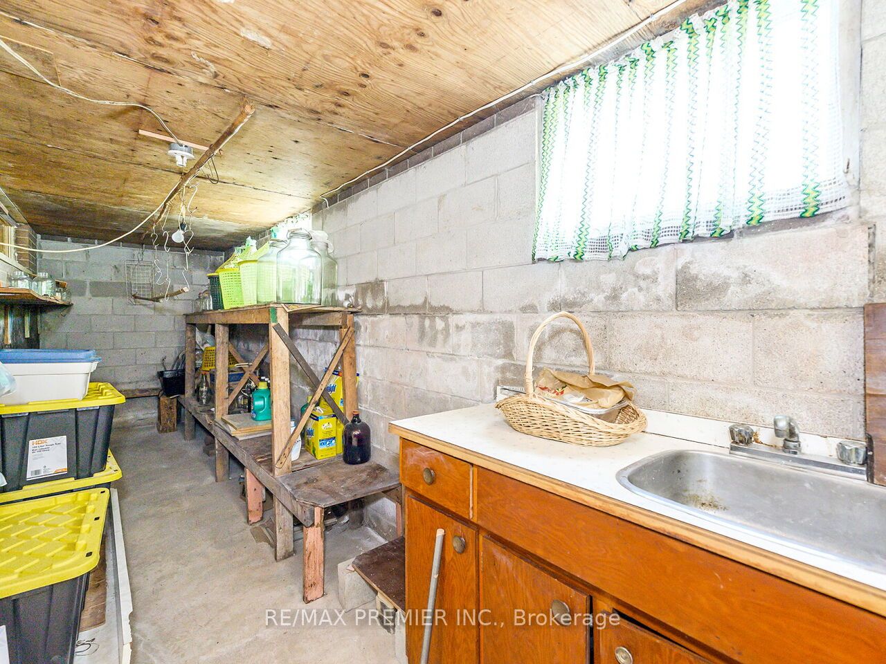 83 Spenvalley Drive Property Photo 39