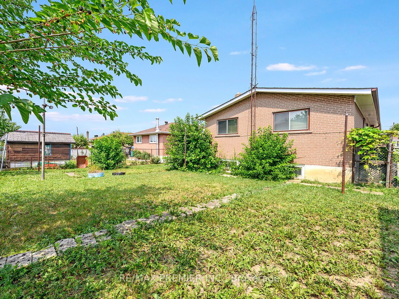 83 Spenvalley Drive Property Photo 43