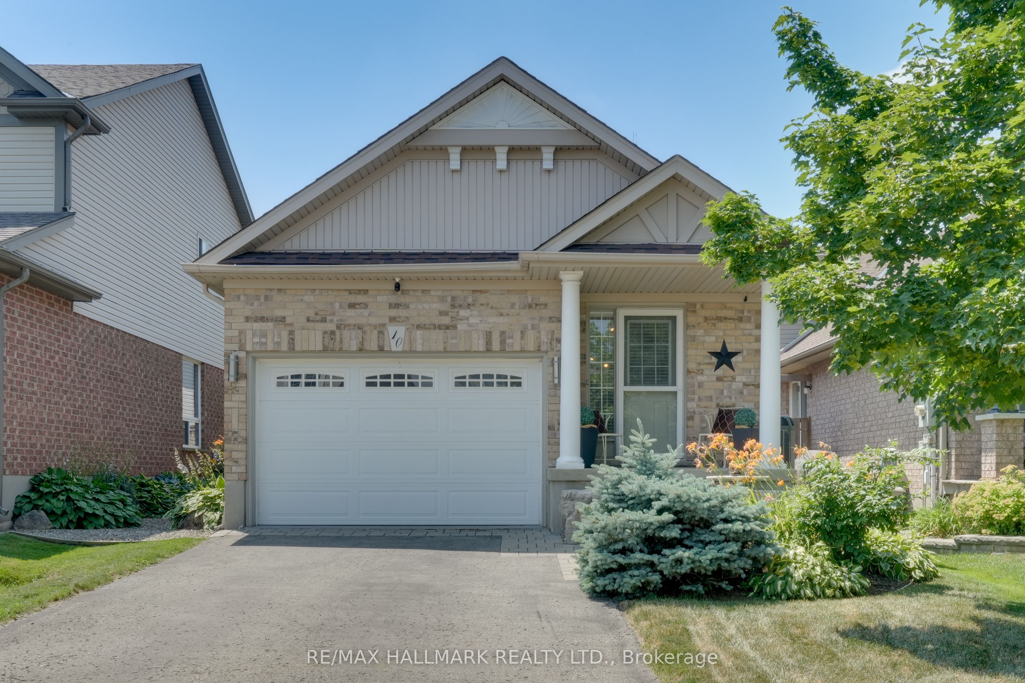 10 Cameron Court Property Photo 1