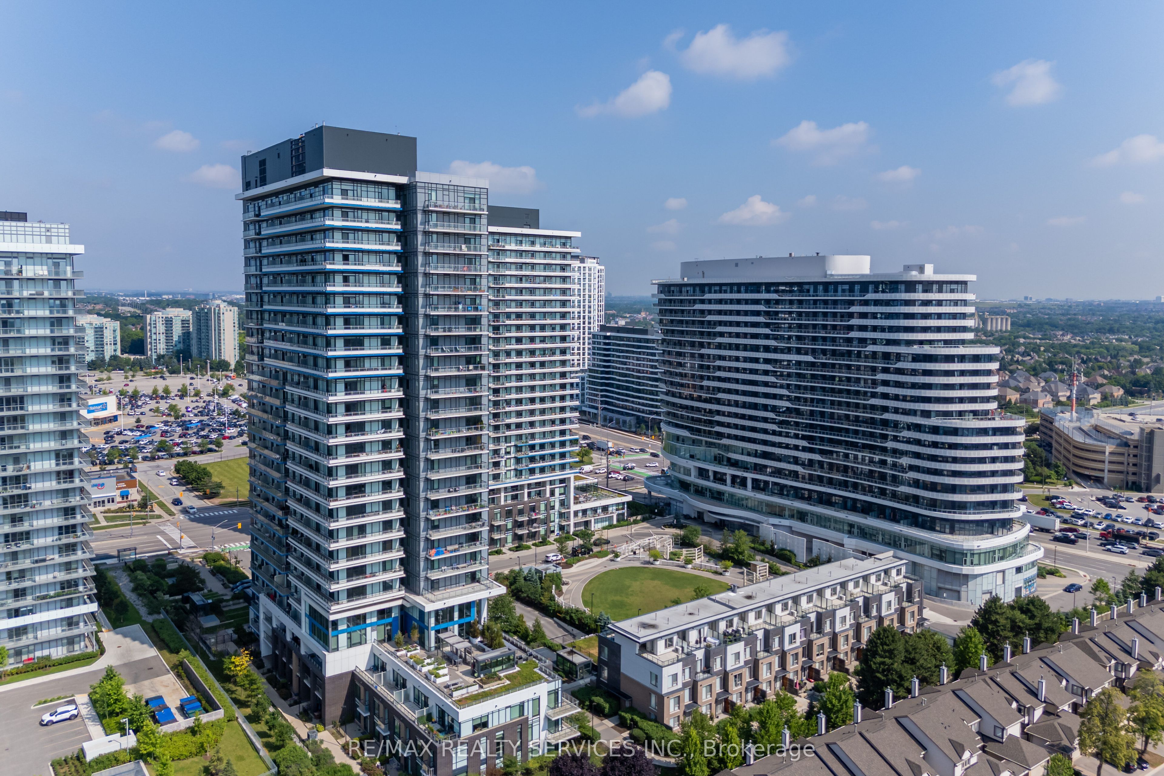 2560 Eglinton Avenue W 503 Property Photo 1