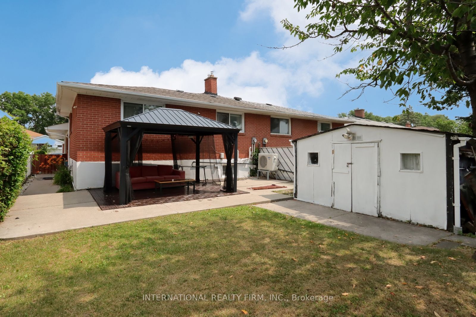 3352 Queen Frederica Drive Property Photo 17