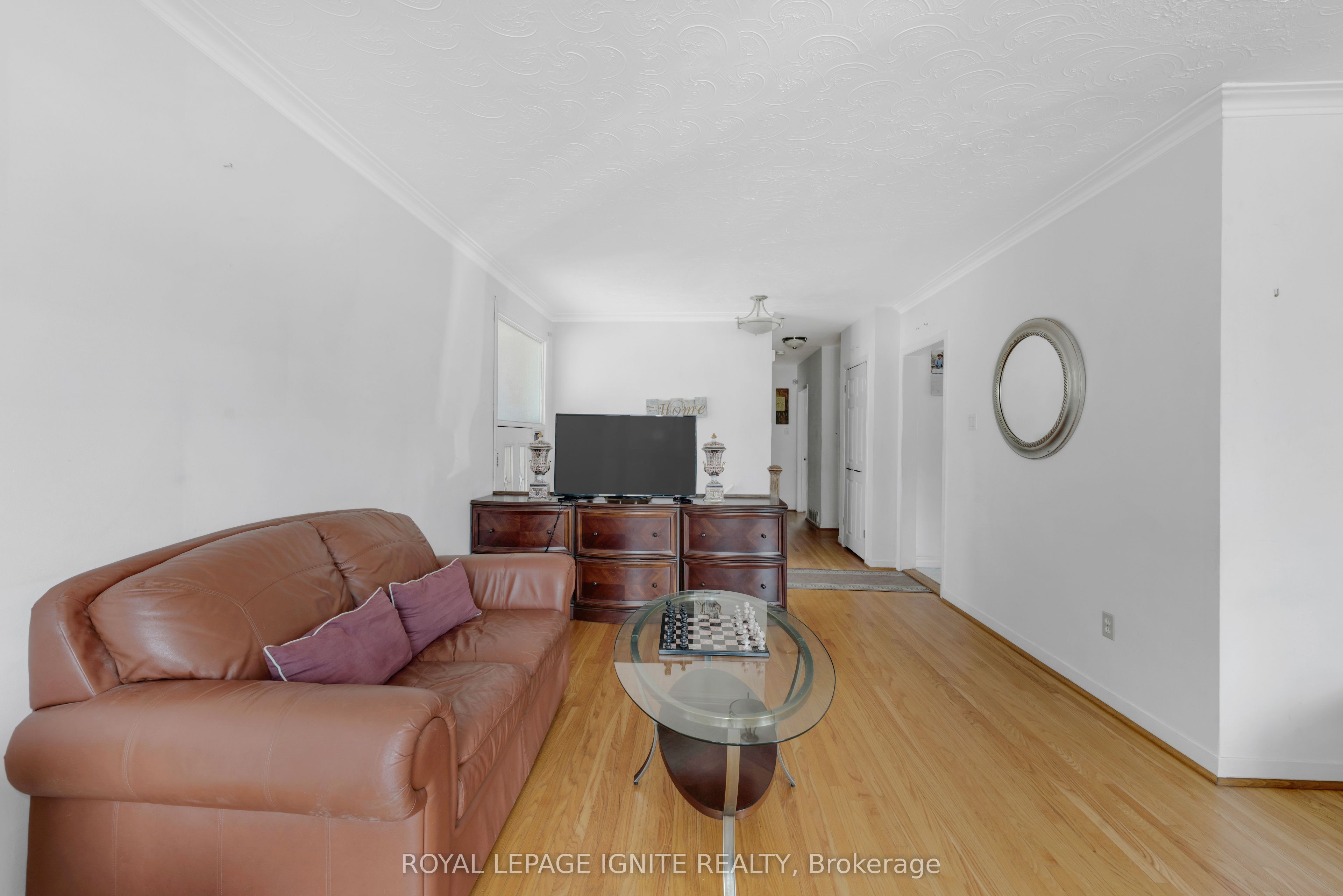 60 Kimbark Drive Property Photo 9