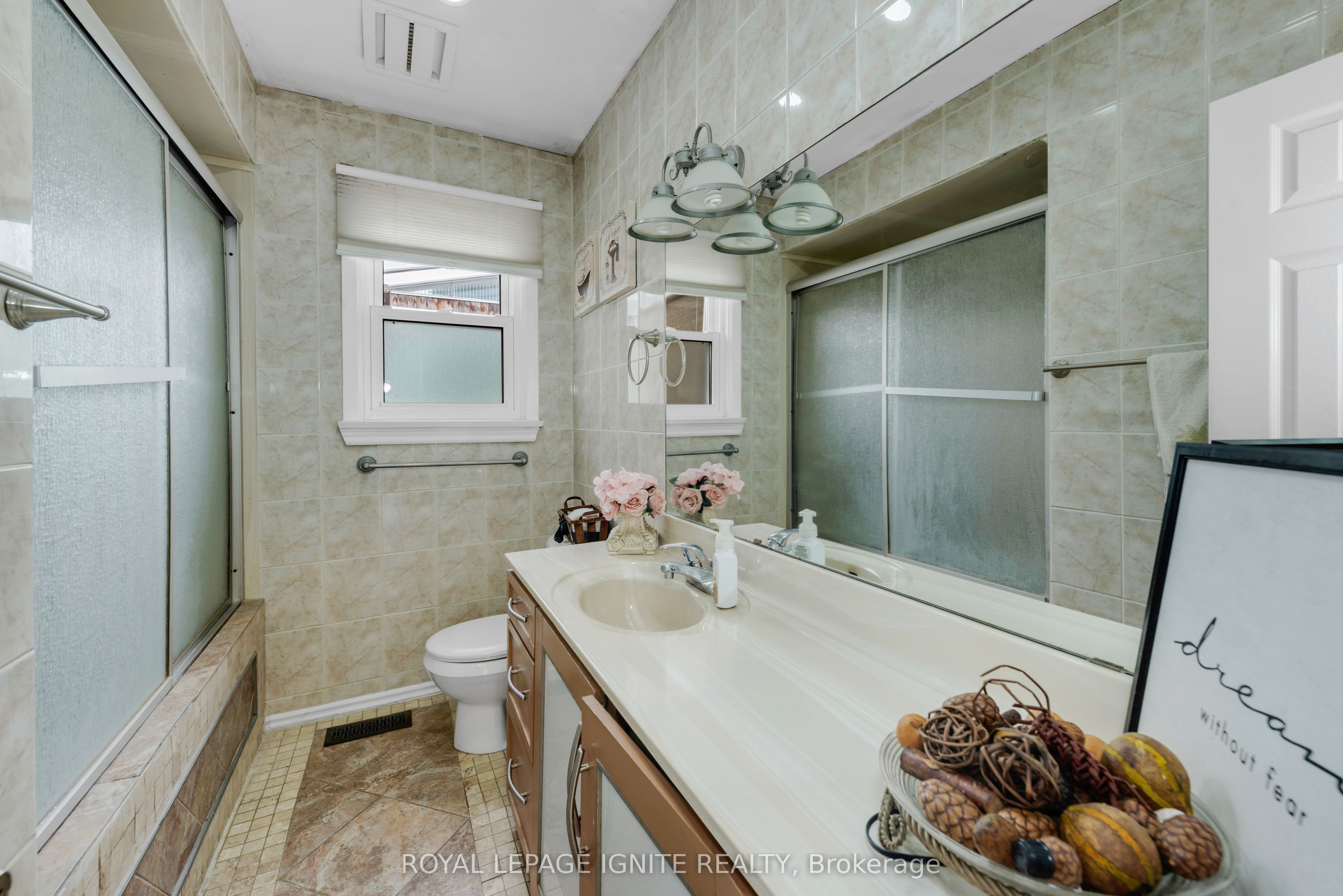 60 Kimbark Drive Property Photo 20