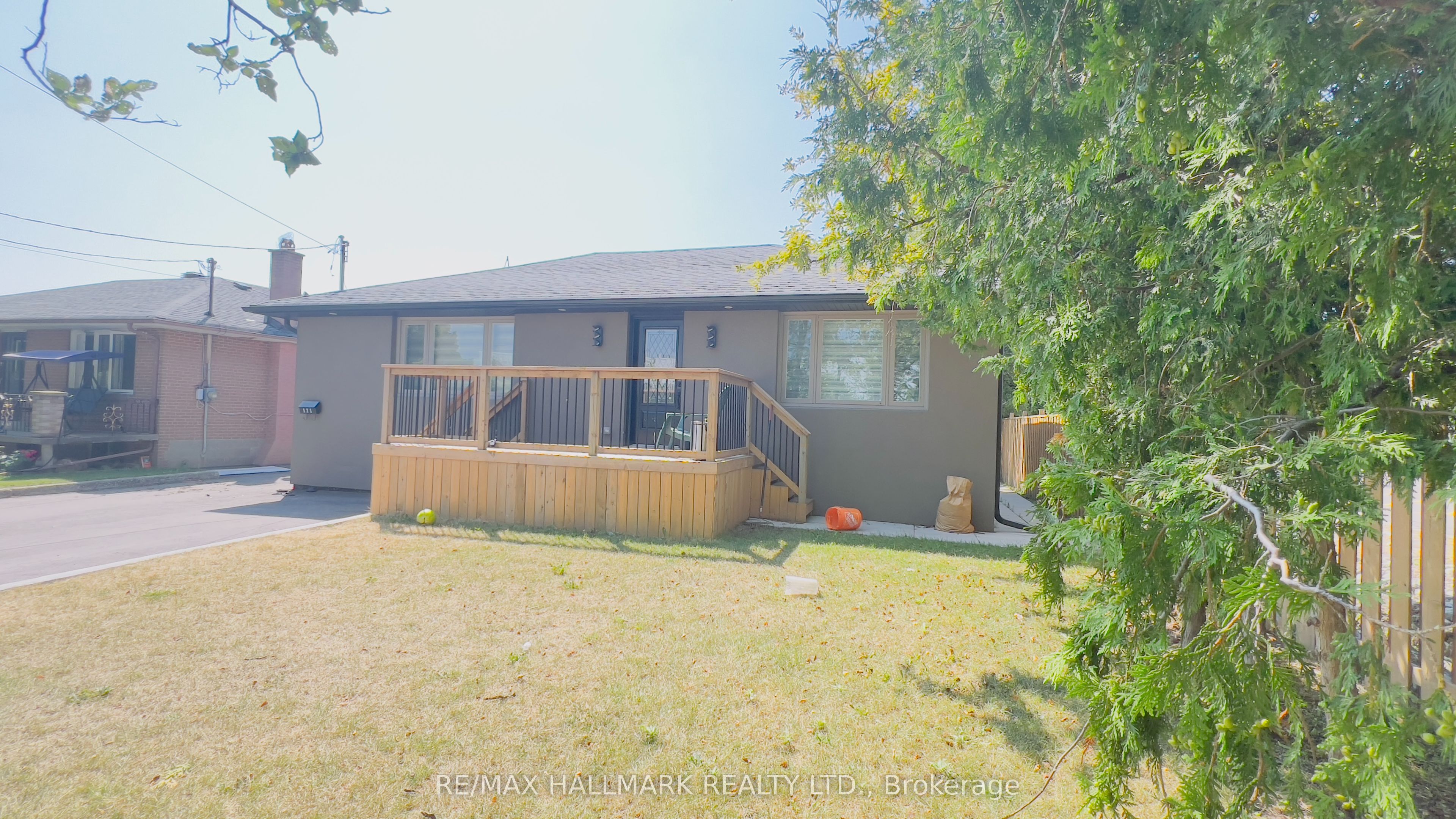 121 Home Road Property Photo 2