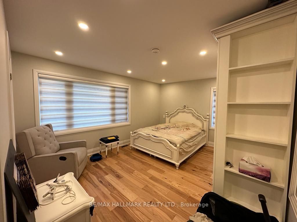 121 Home Road Property Photo 8