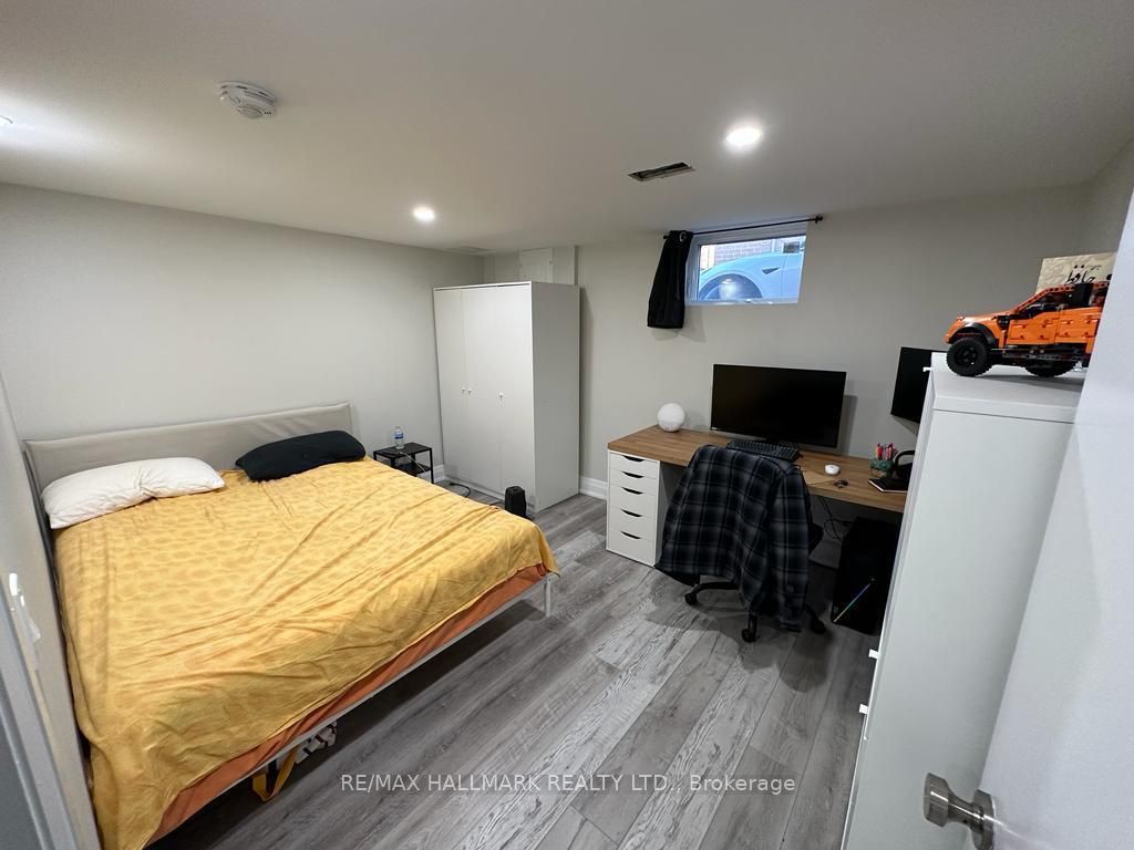 121 Home Road Property Photo 10