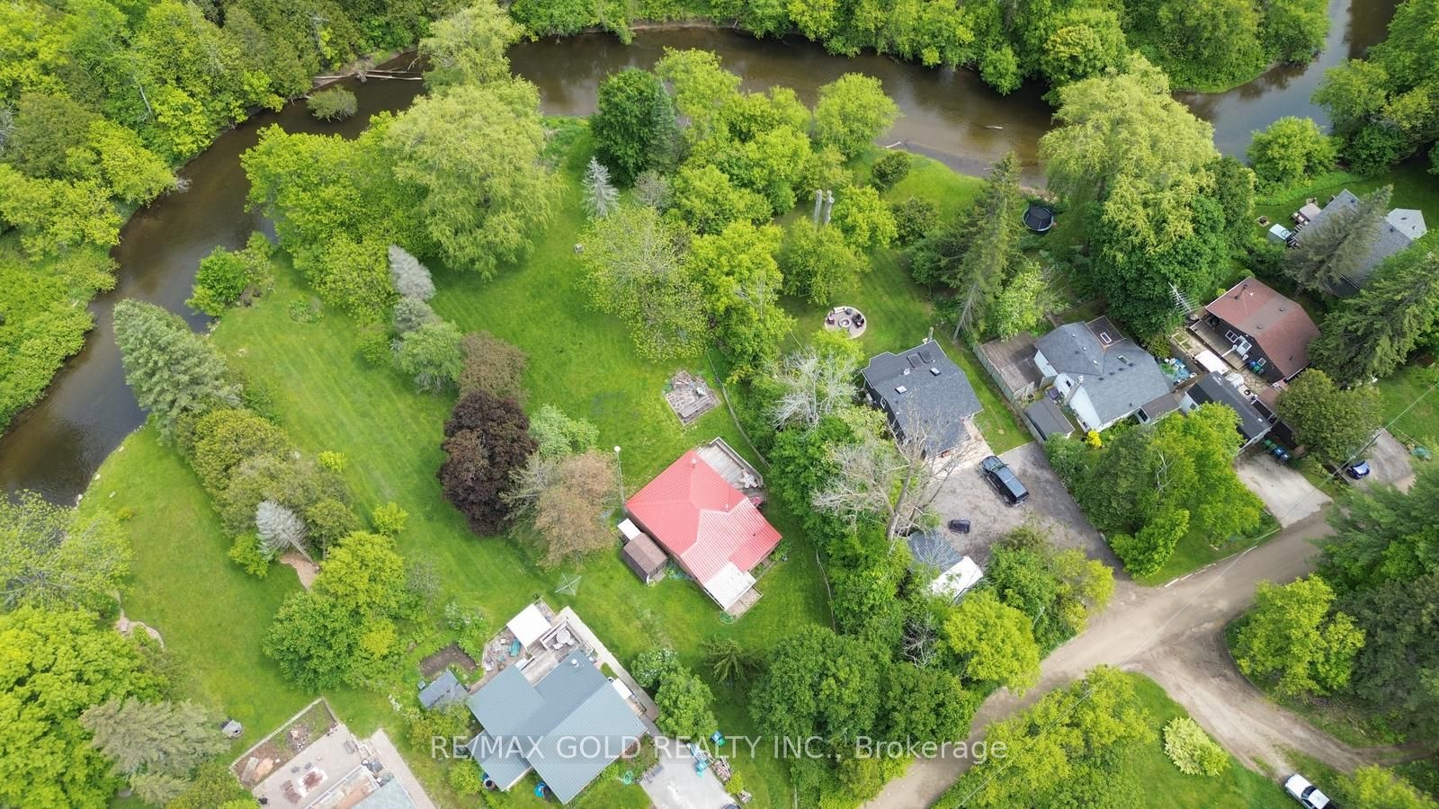 179 Ferndale Park Road Property Photo 4