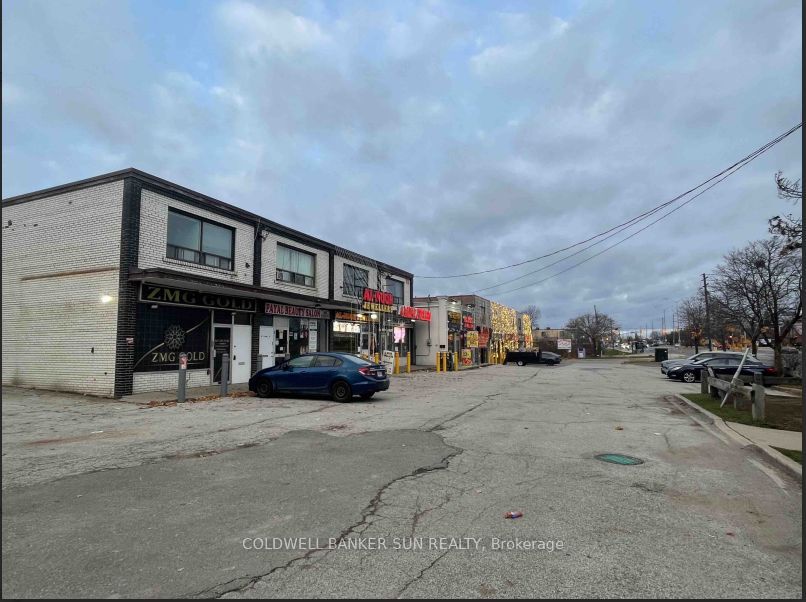 7066 Airport Road Property Photo 1