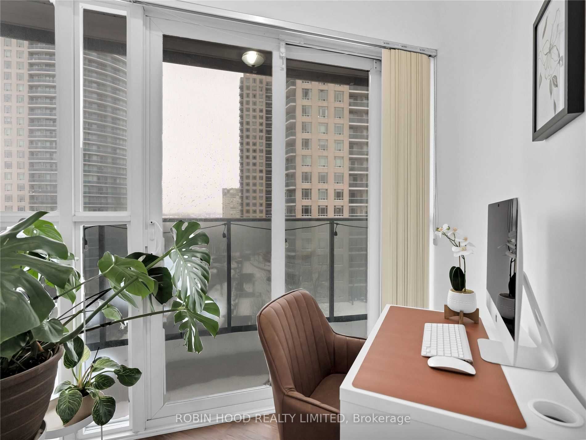 60 Absolute Avenue 707 Property Photo 12