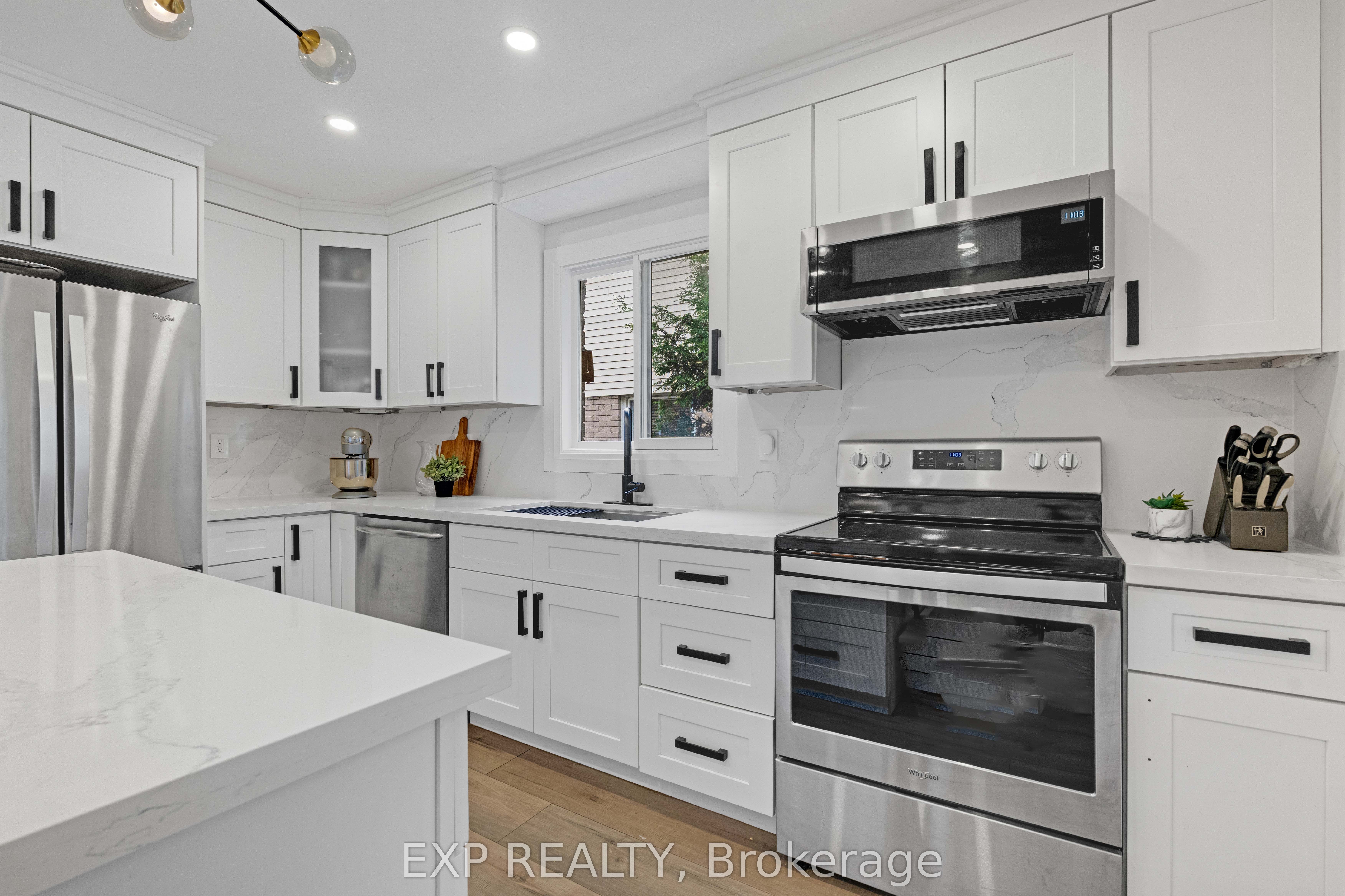 1674 Princelea Place Property Photo 12