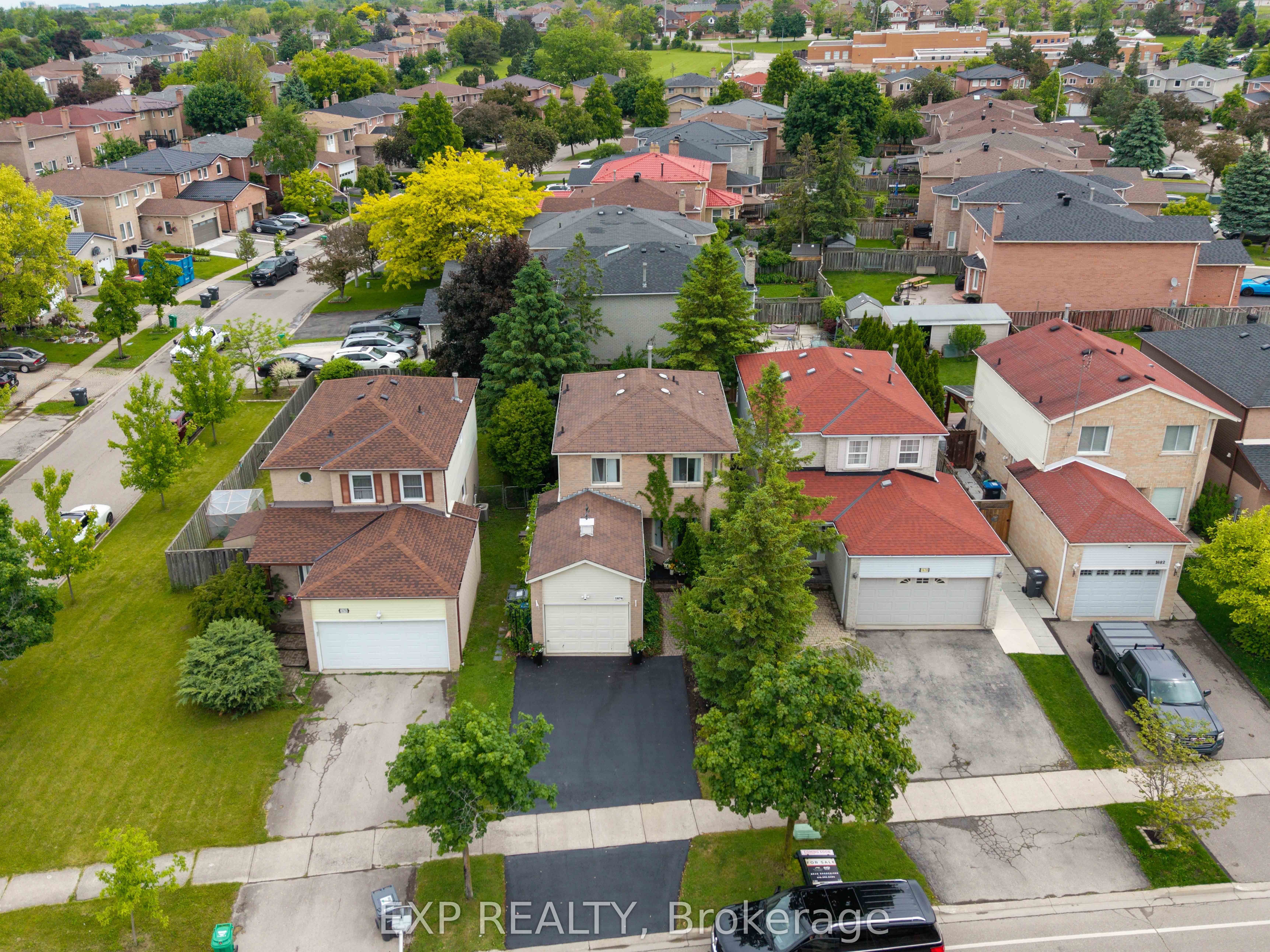 1674 Princelea Place Property Photo 35