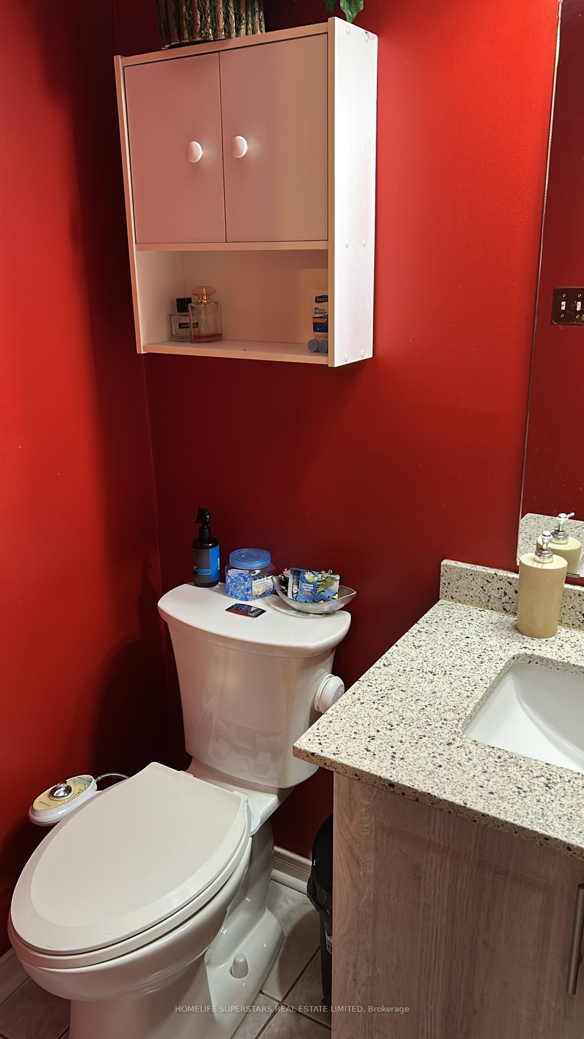 1123 Foxglove Place Property Photo 4