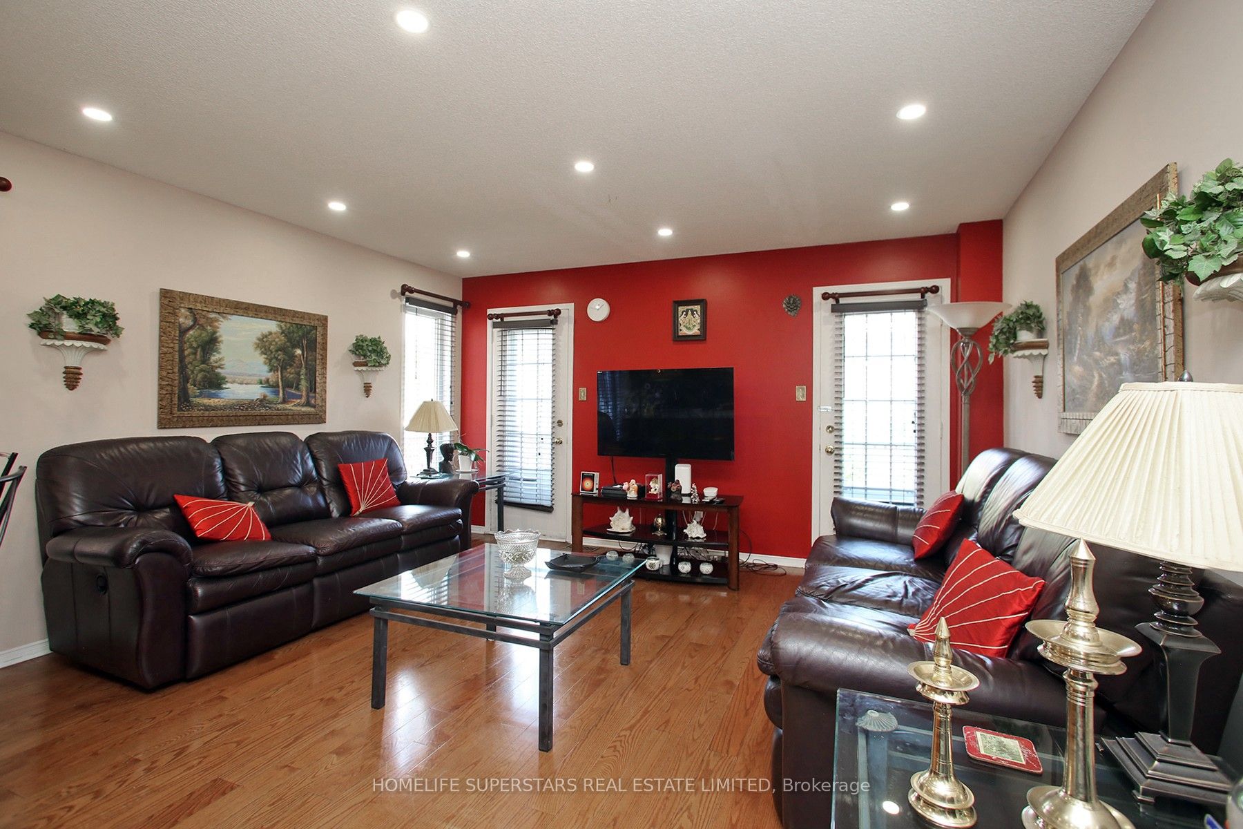 1123 Foxglove Place Property Photo 7