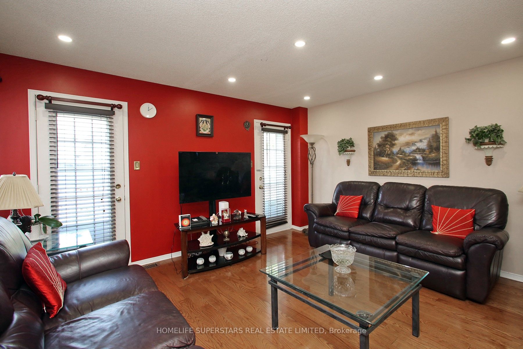 1123 Foxglove Place Property Photo 8
